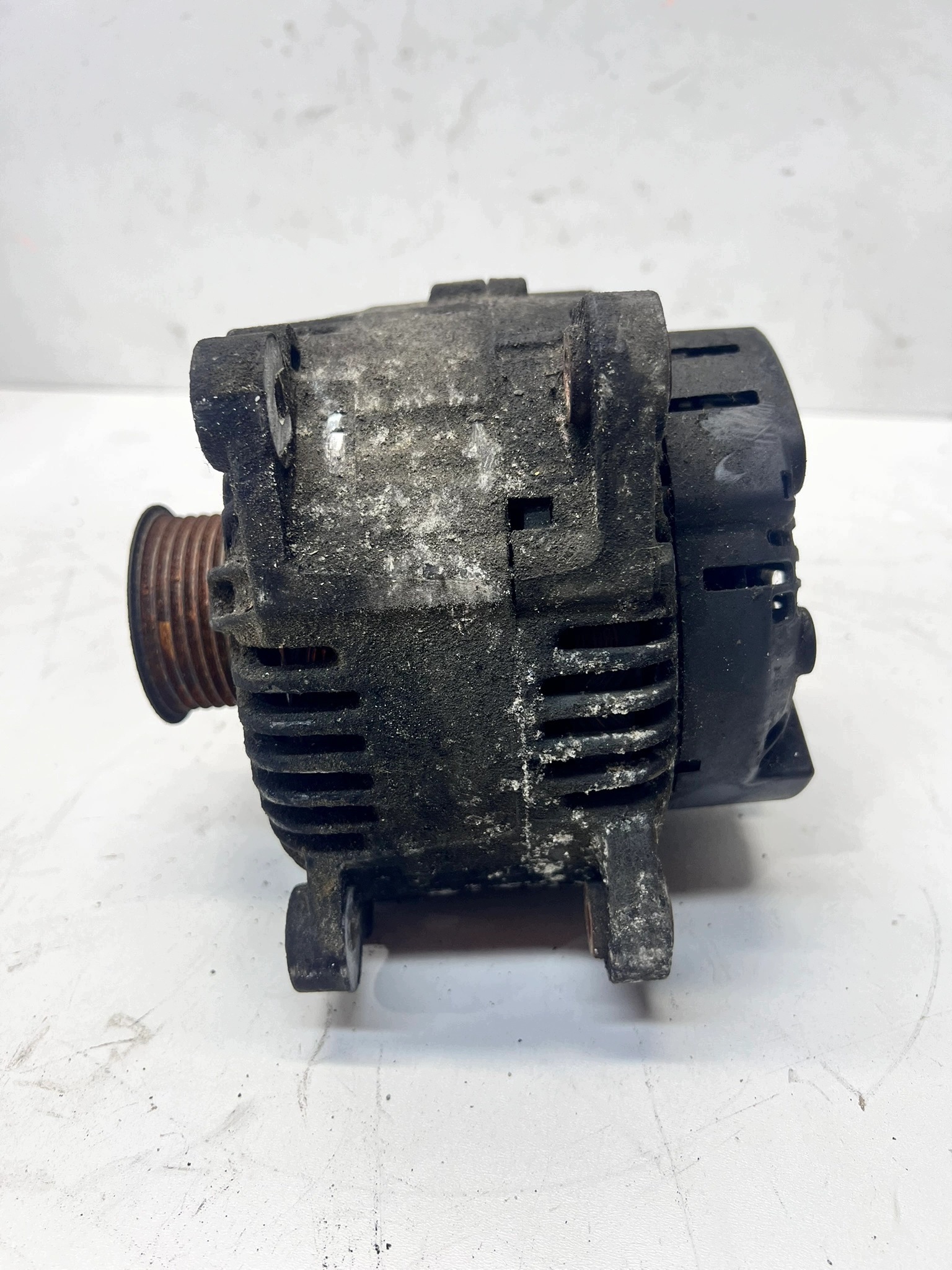 alternator AUDI A4 B7 A6 C7 Q7 4L 059903015R 180A