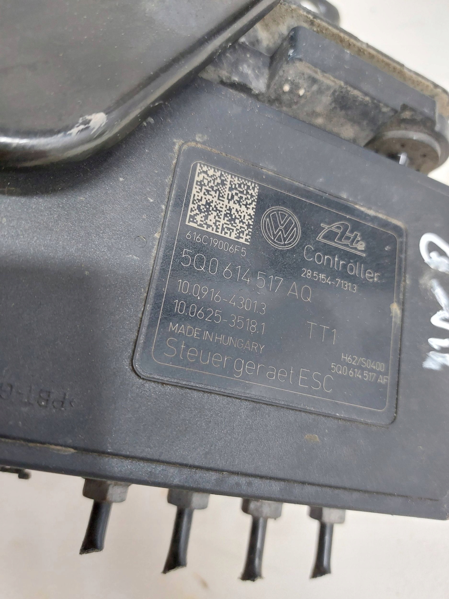 W GOLF VII OCTAVIA III LEON III AUDI 3 pump control unit ABS 5Q0614517AQ