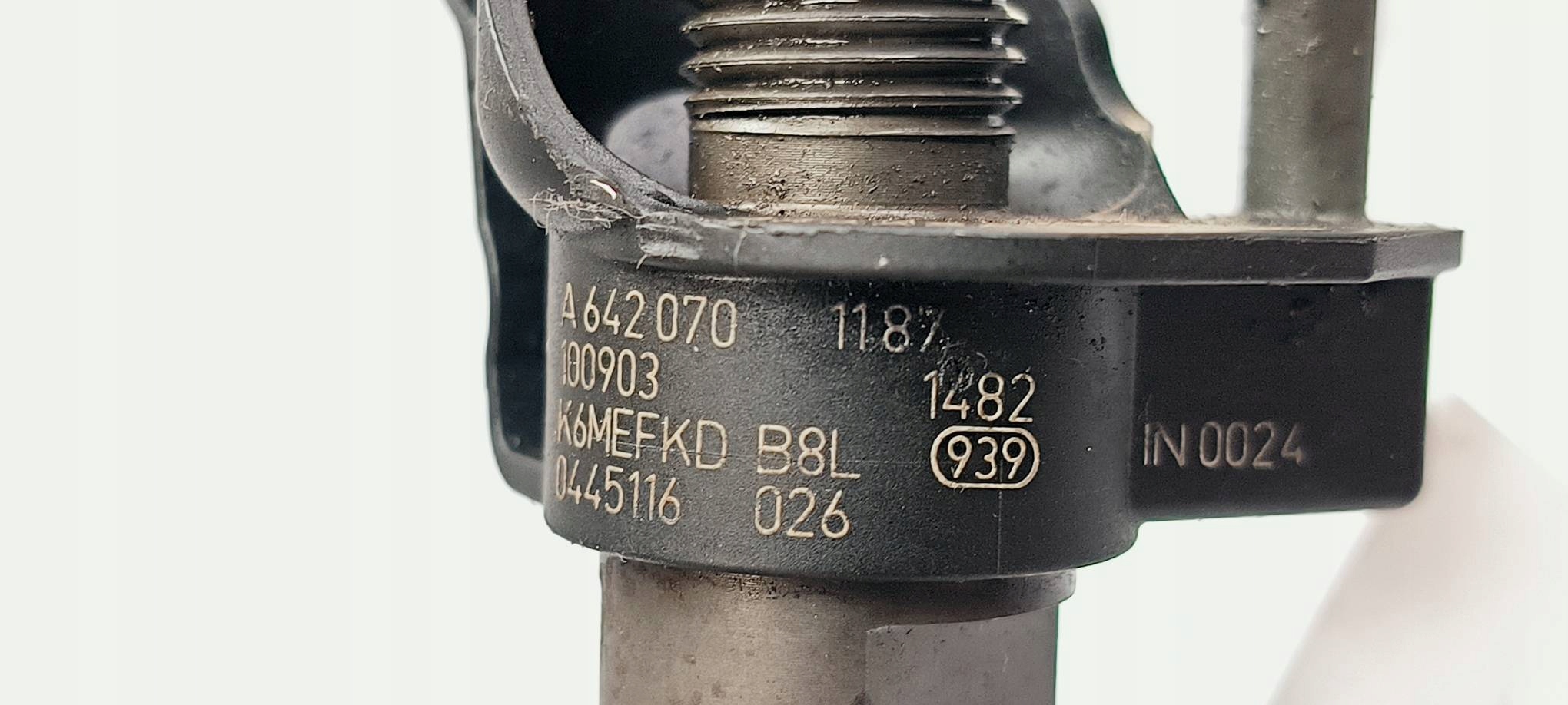 injector A6420701187 3.0 CDI Mercedes-BENZ W212 E350