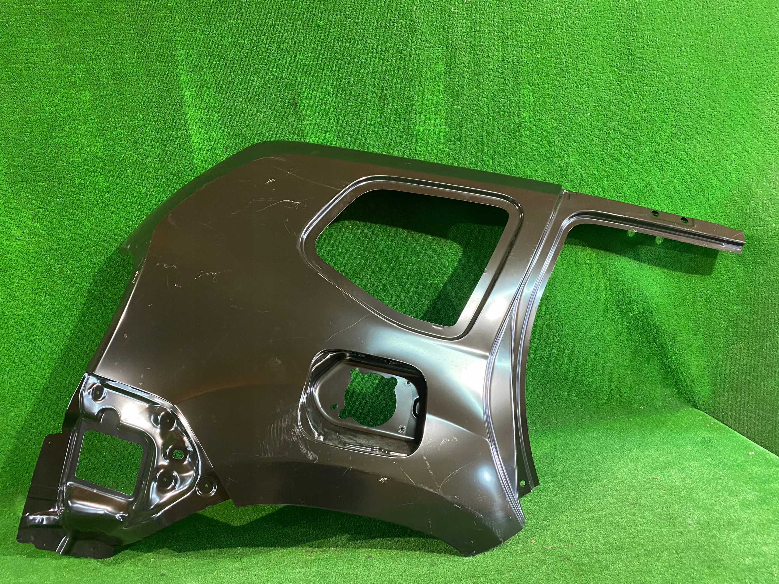 BŁOTNIK TYLNY PRAWY DACIA DUSTER I