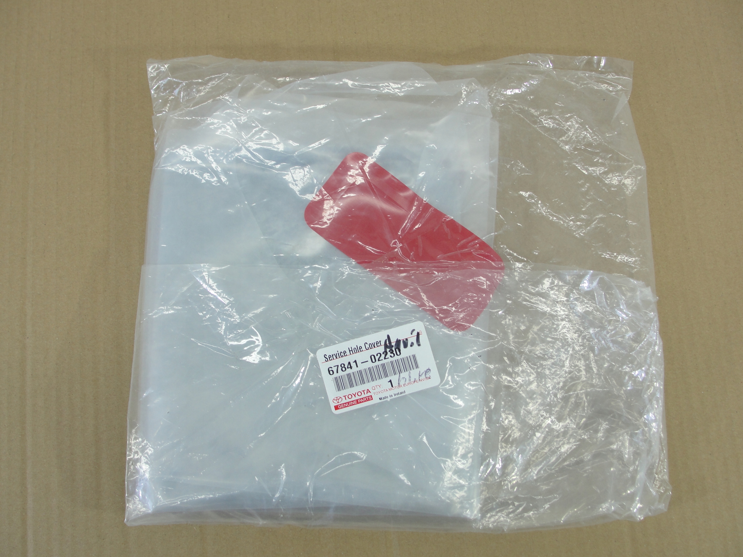 PIANKA WYGŁUSZENIE DRZWI TYŁ PRAWE TOYOTA AURIS II 2012-18 67841-02230