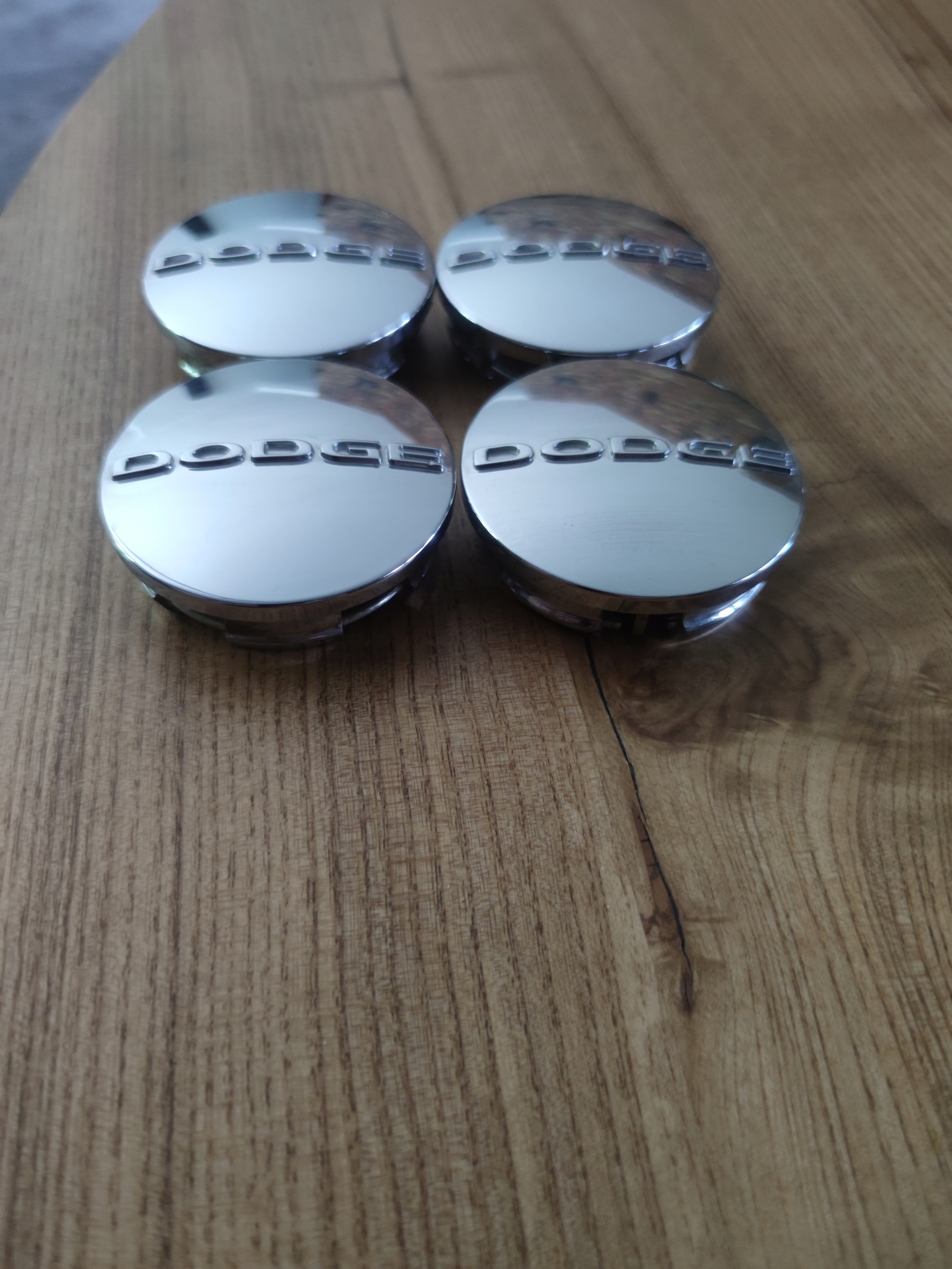 Dodge Challenger Charger ковпачки для колісних дисків