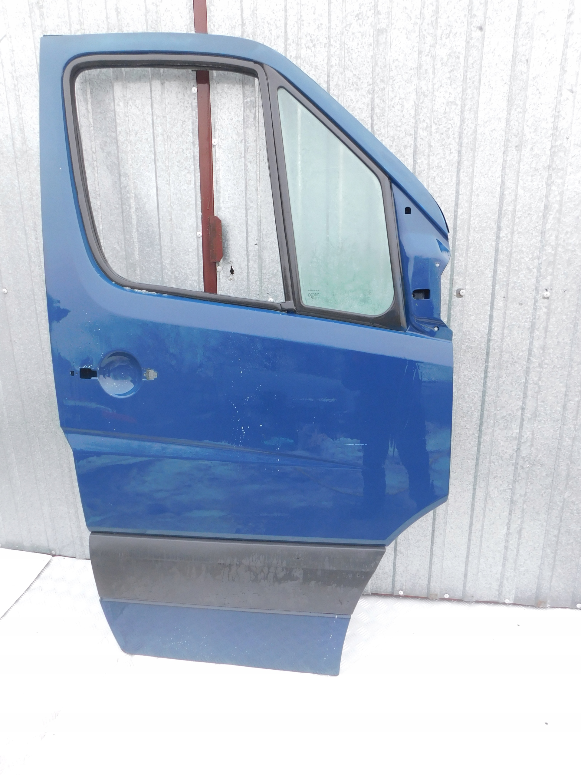 dveře pravé přední spolujezdce Sprinter W906 VW Crafter GRANATOWE OK