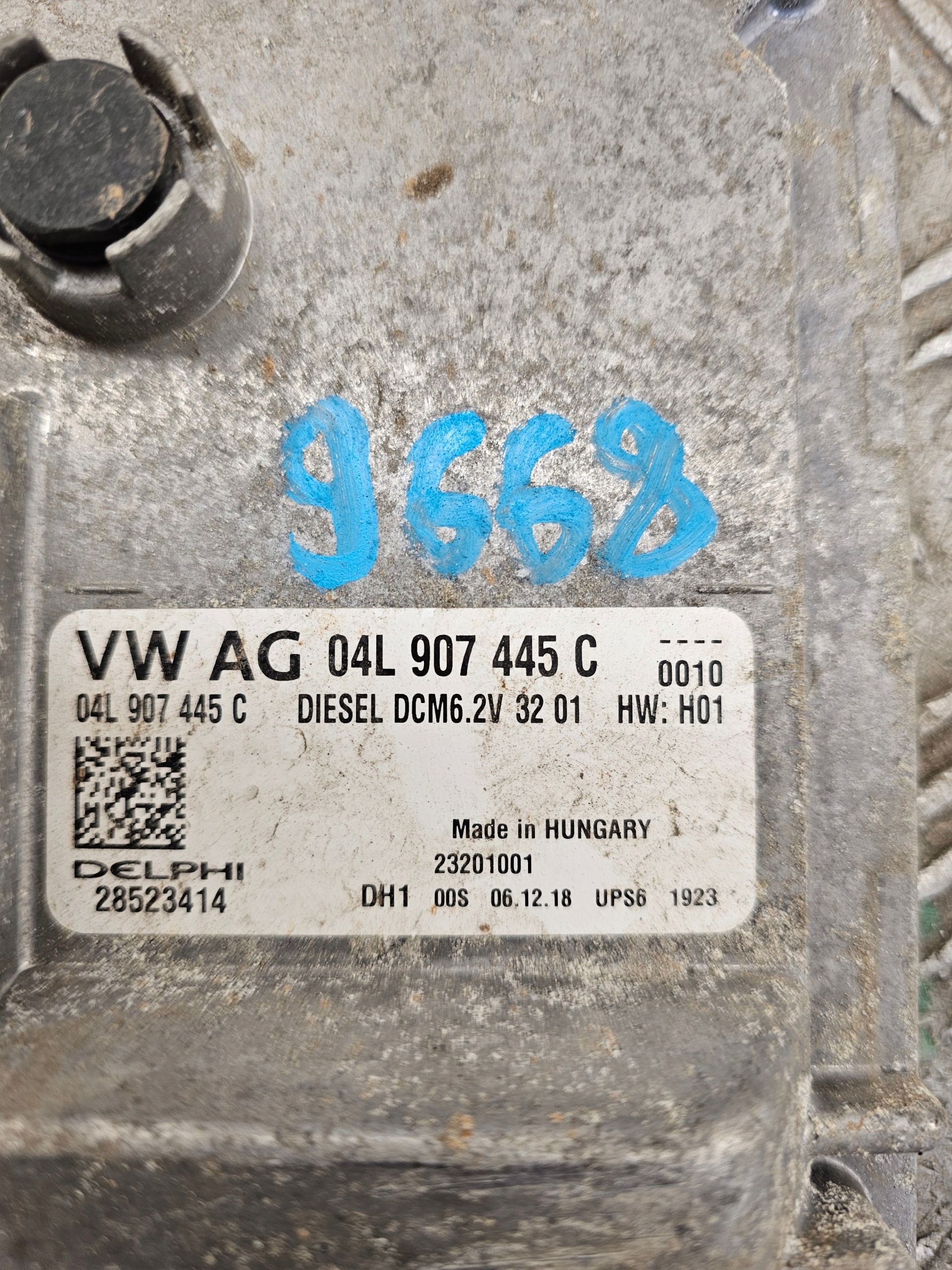 computer control unit of the engine VW CRAFTER II MAN TGE 2.0 TDI OE 04L907445C