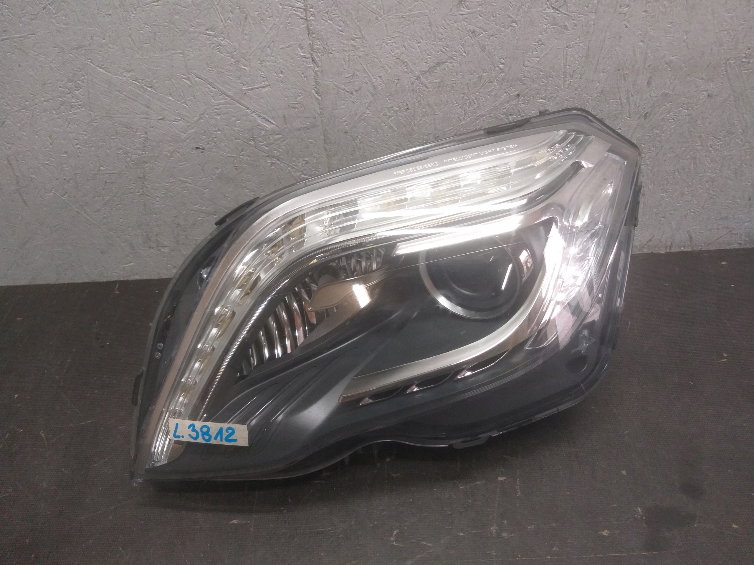 light front left MERCEDES GLK W204 LIFT XENON ILS LED 10- A2048201539