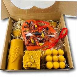 

Zestaw świec święta z tabliczką zapachową