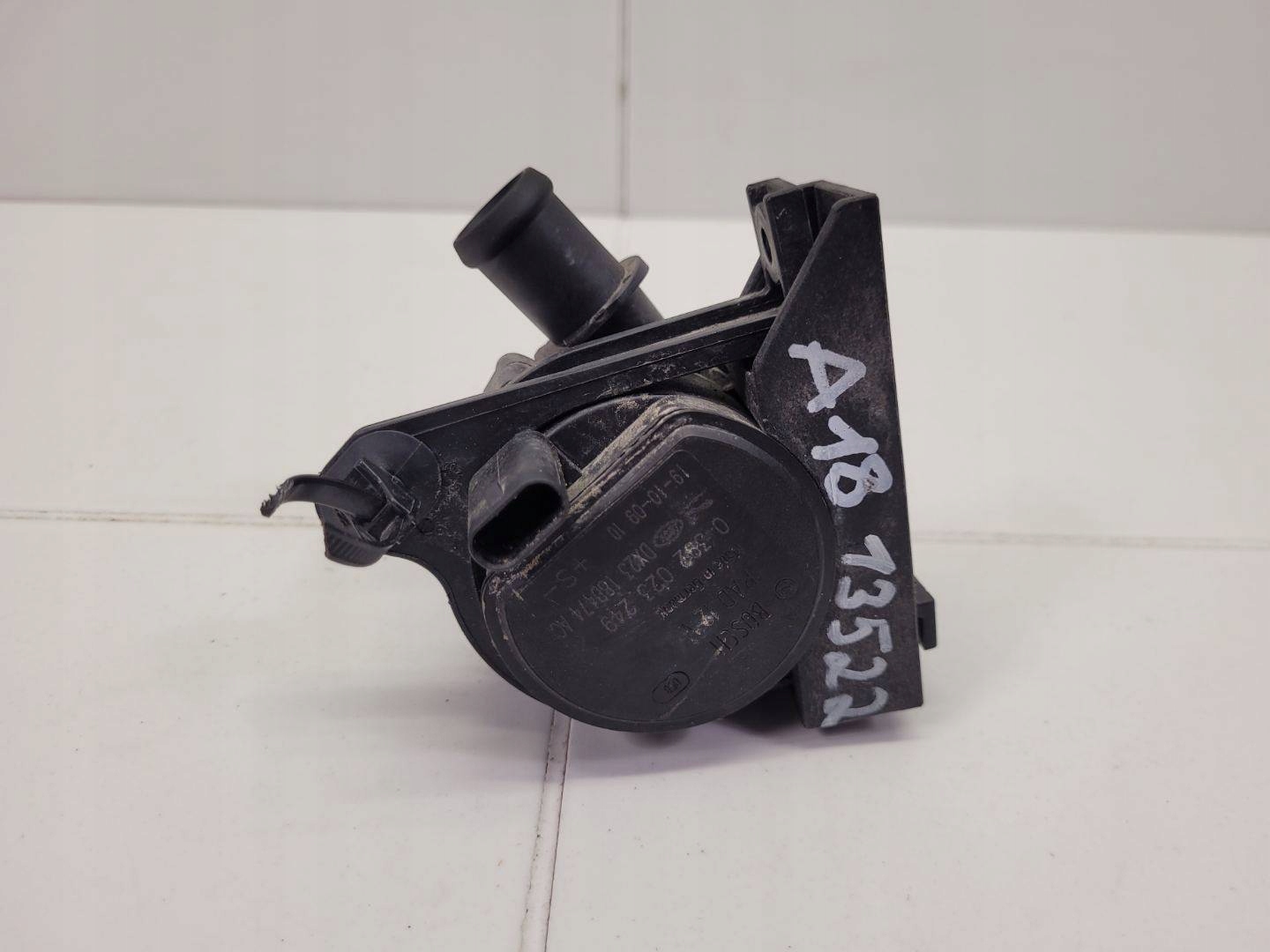water pump Land Rover Range Rover Evoque facelift 2018 DX2318D474AC
