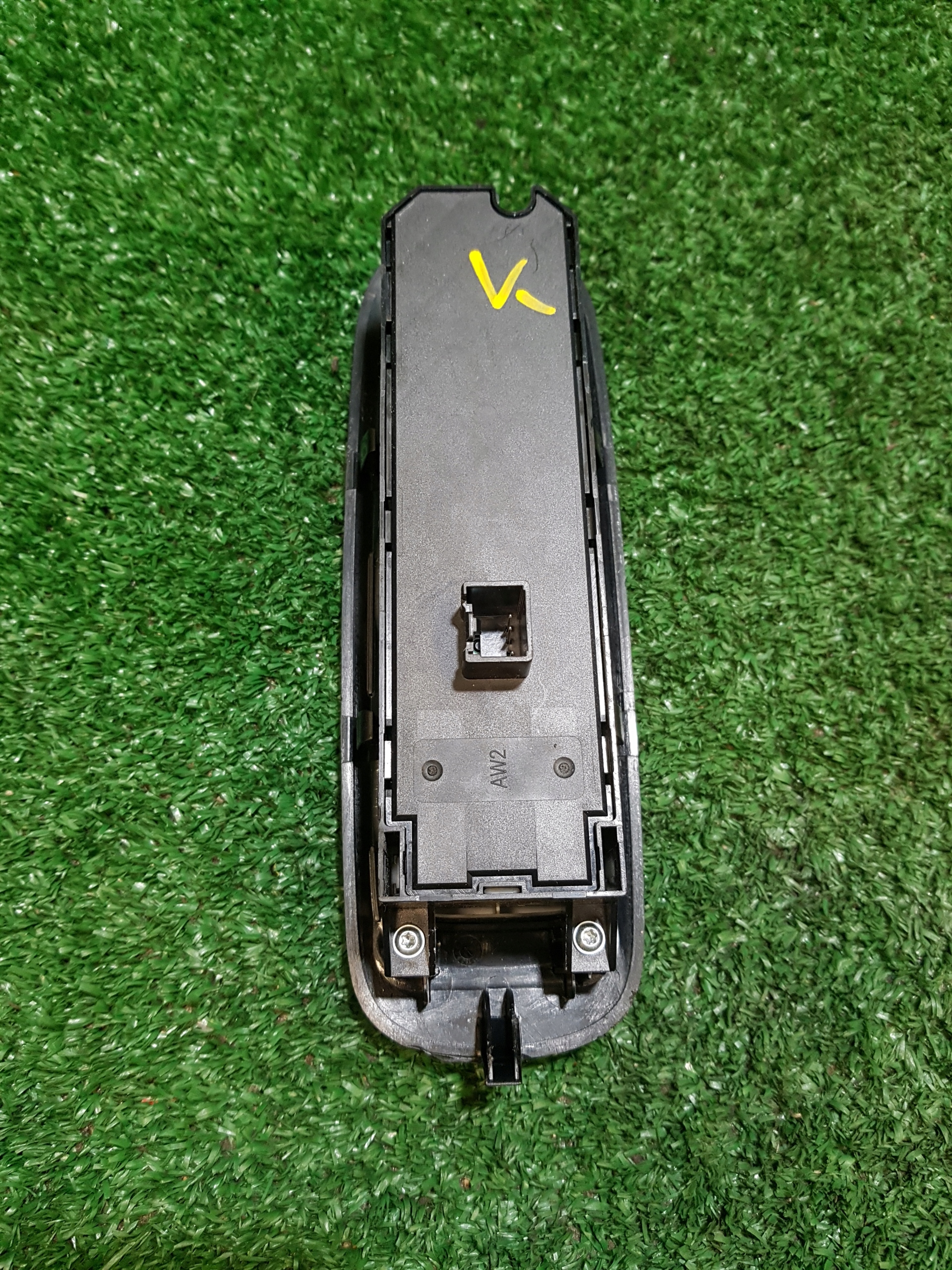 control panel of the window driver´s FORD S-MAX AM2T-14A132-AA