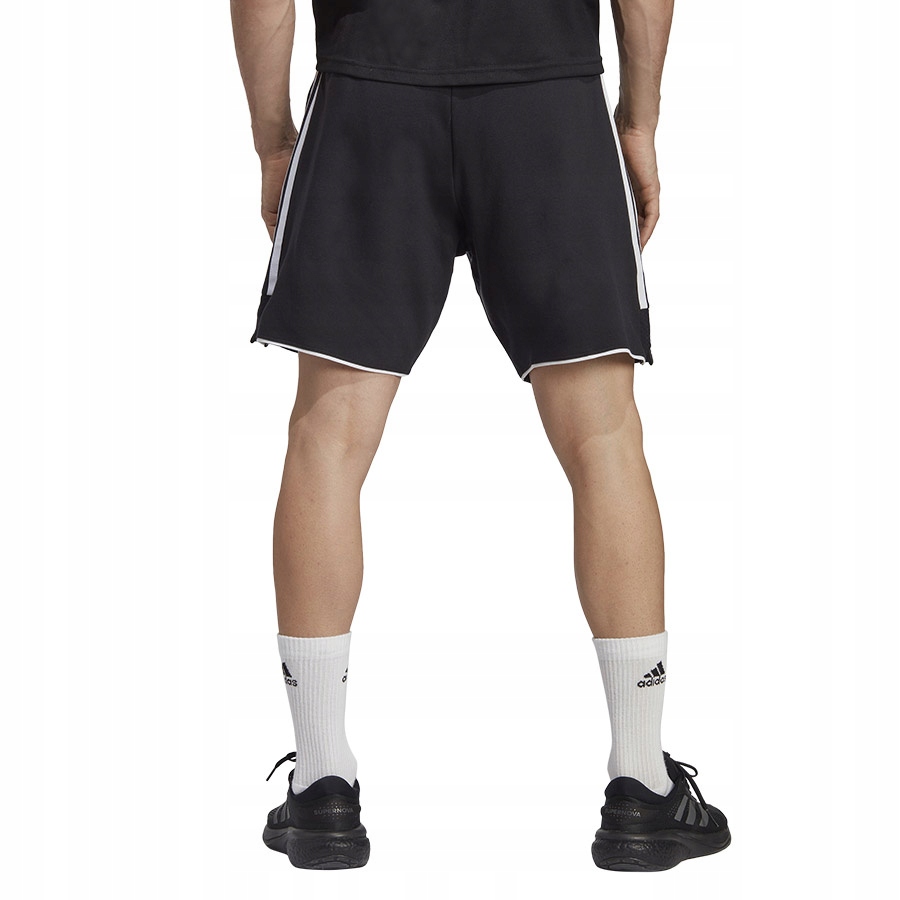XL Spodenki adidas TIRO 23 Sweat Short HS3592 czarny XL Rozmiar XL
