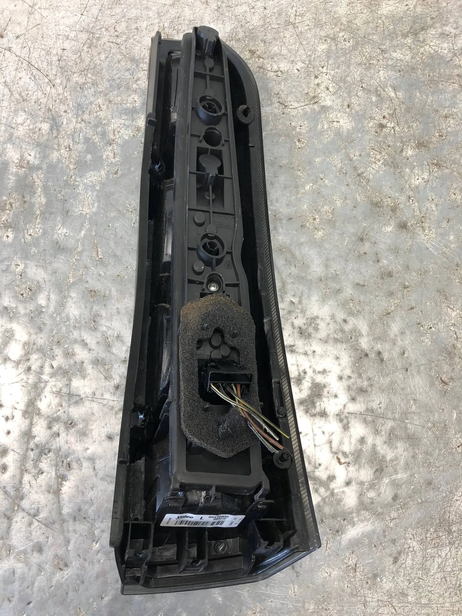 light left rear part OPEL MERIVA A LIFT 89315839