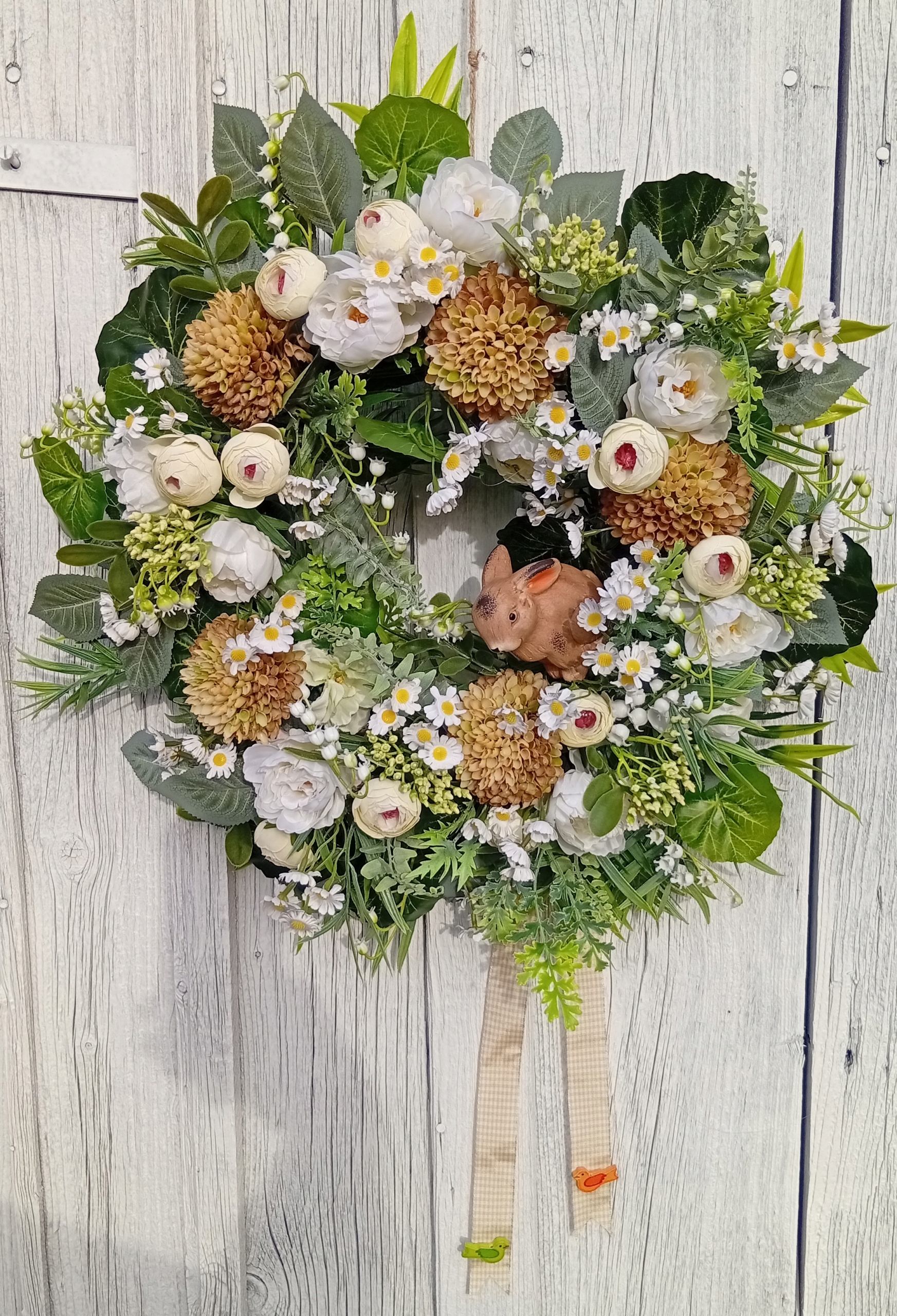 Jarní velikonoční věnec s roztomilým zajíčkem – 46 cm