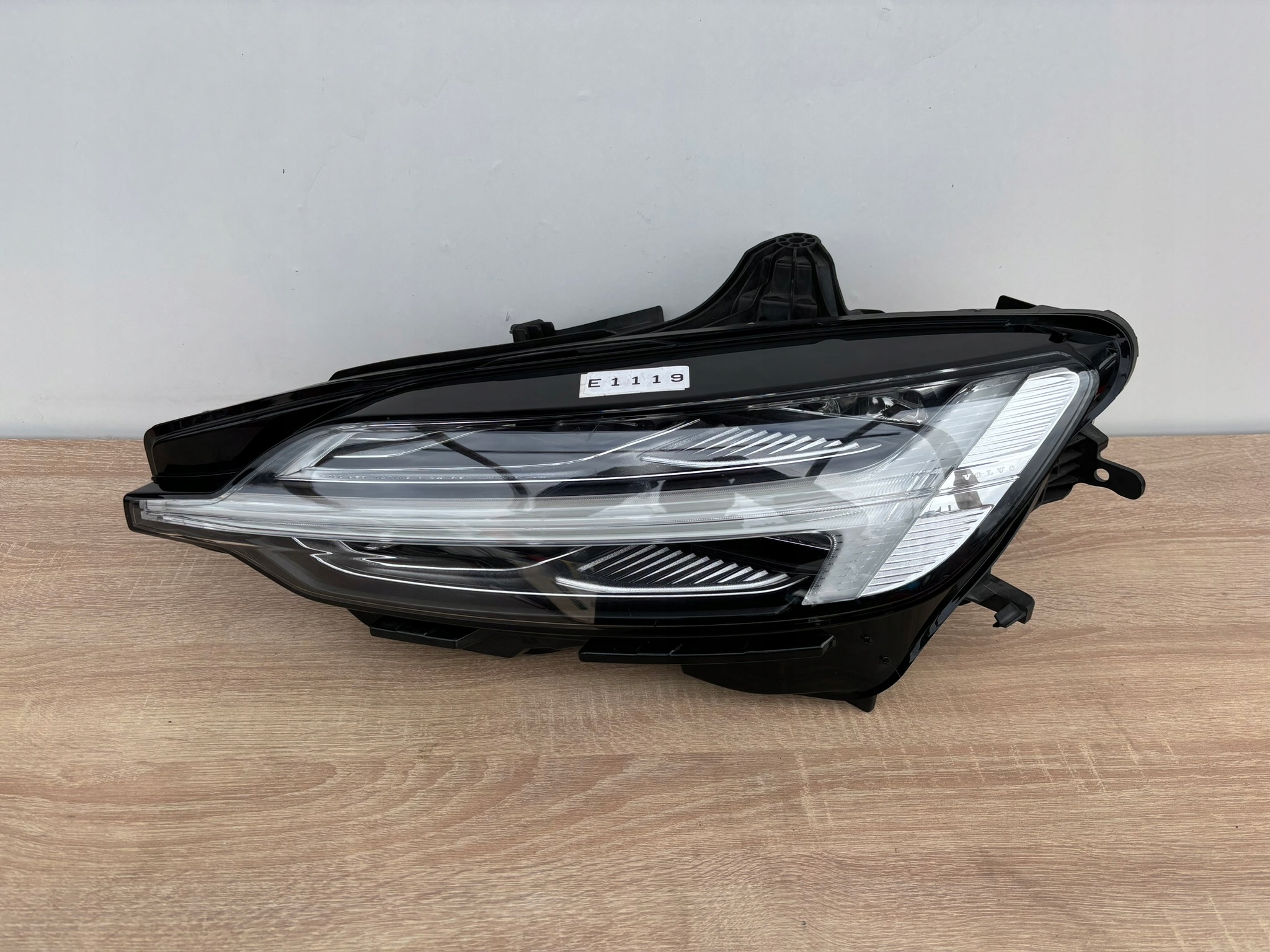 VOLVO S60 V60 CC 17-22 ROK left light front FULL LED MID 3228815 E1119