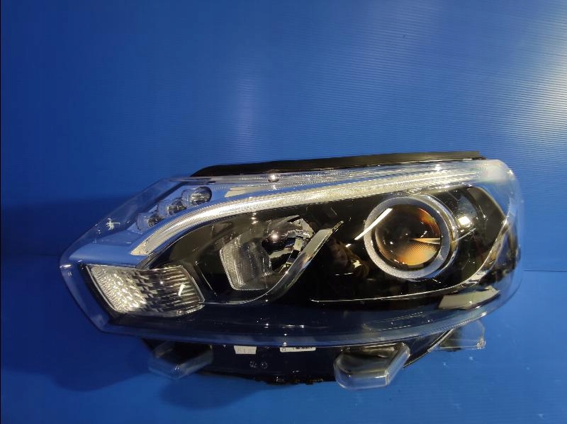 Frontscheinwerfer Toyota Proace V 8085899800 Xenon Links Scheinwerfer Headlight - Thumbnail 1