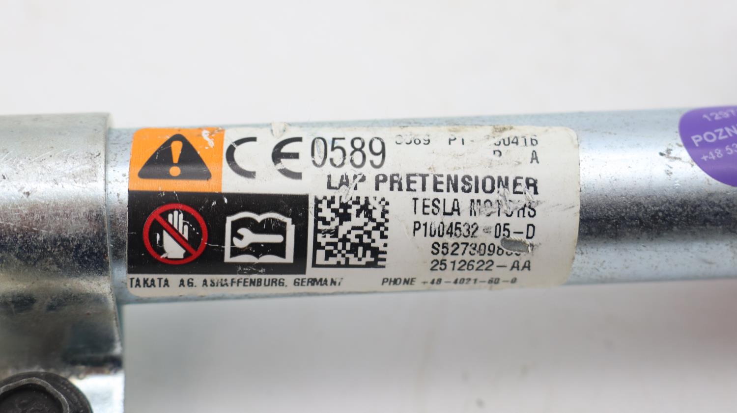 TESLA MODEL X S NAPINACZ PASA PRZOD LEWY Part manufacturer Tesla