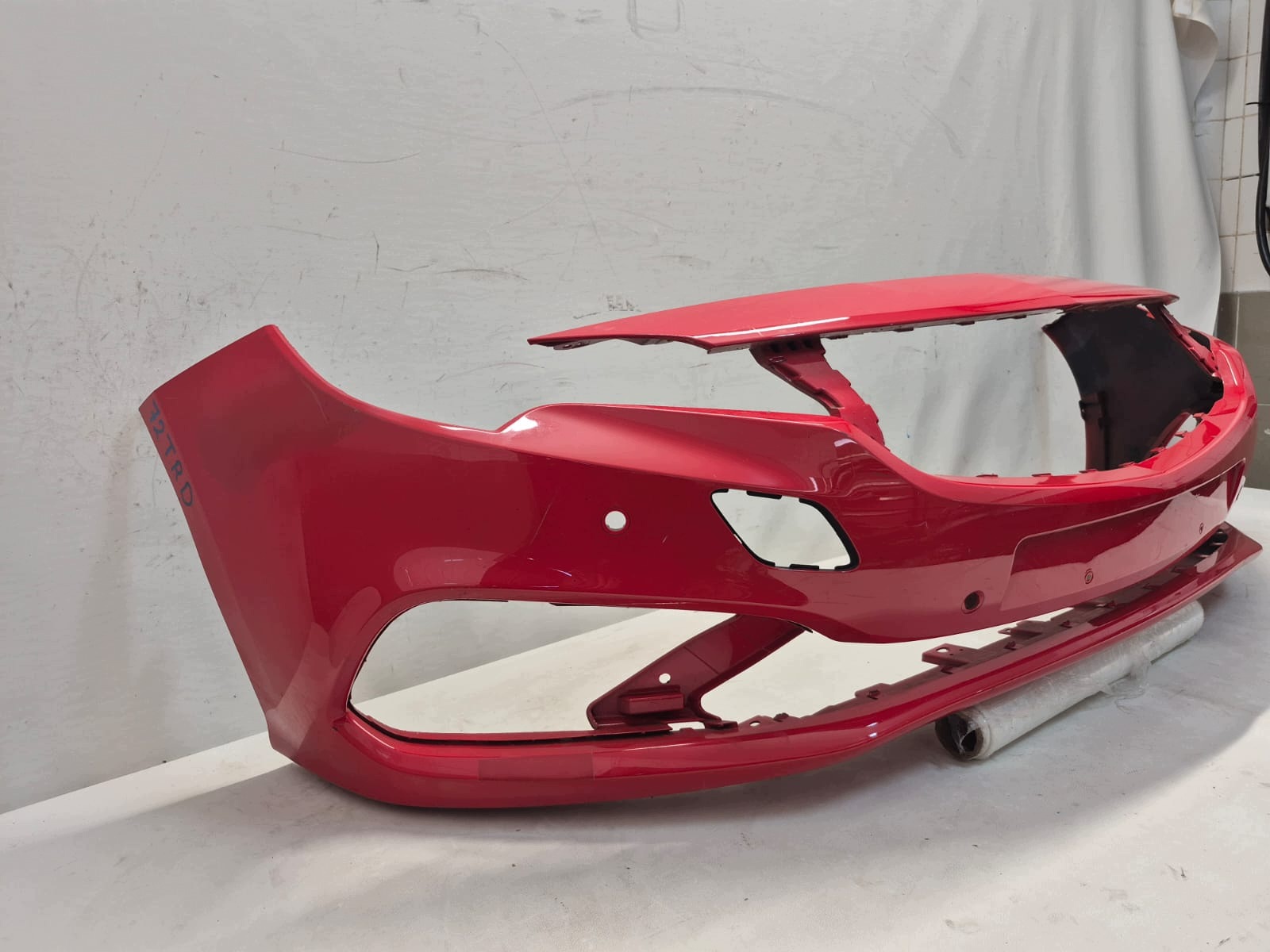 OPEL ASTRA K V OPC LINE 15- bumper front front 4XPDC 39151026