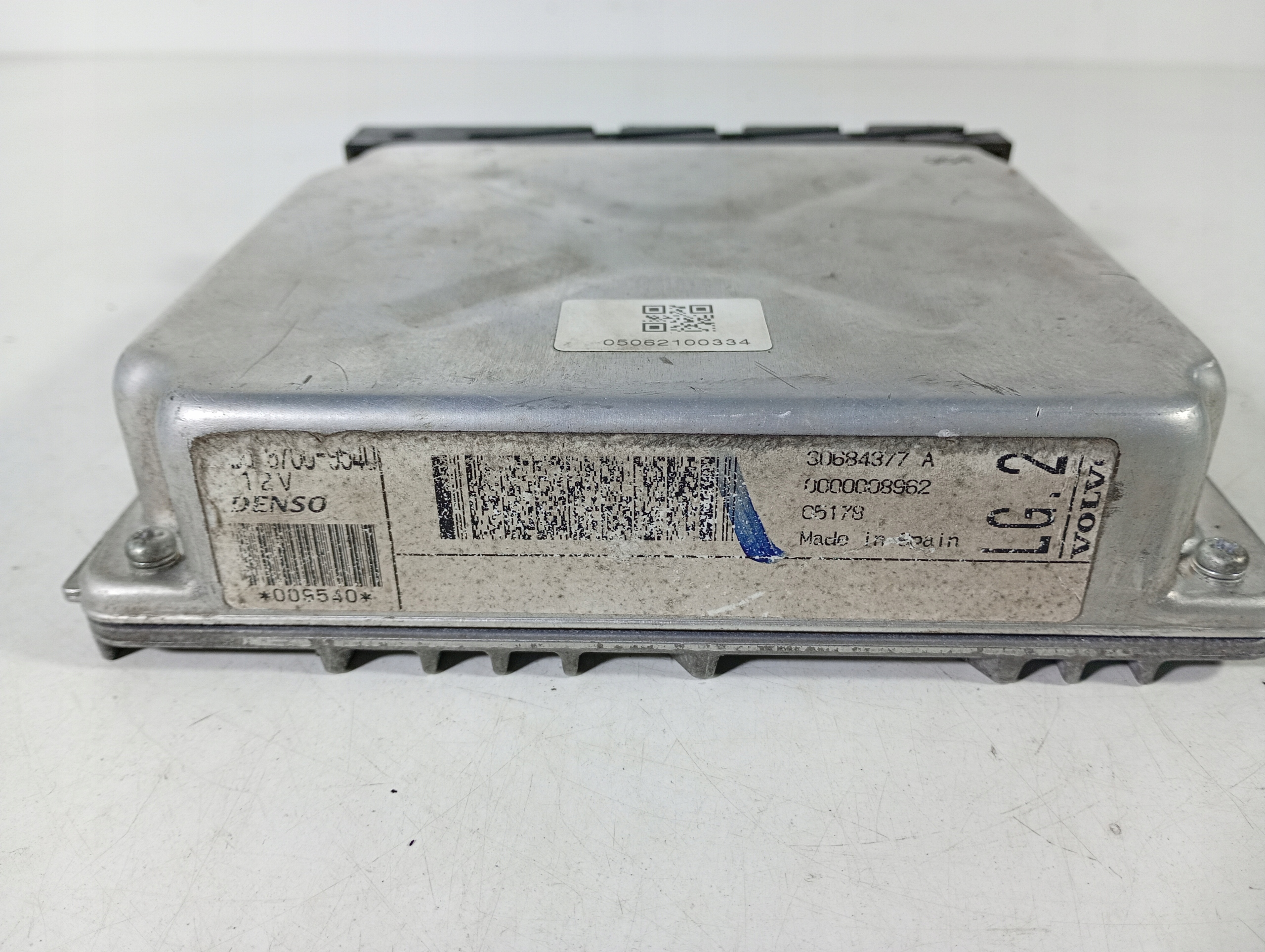 Volvo S60 00-10 computer control unit of the engine OE 30684377A