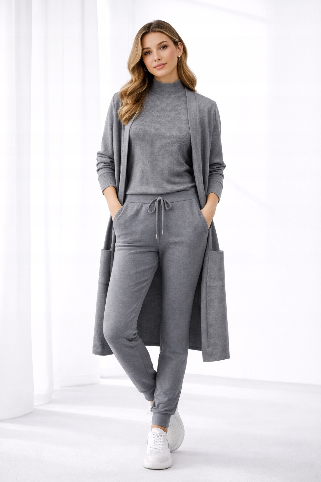 0013 Pletený komplet 3-dílný – stylový a pohodlný set – Šedý