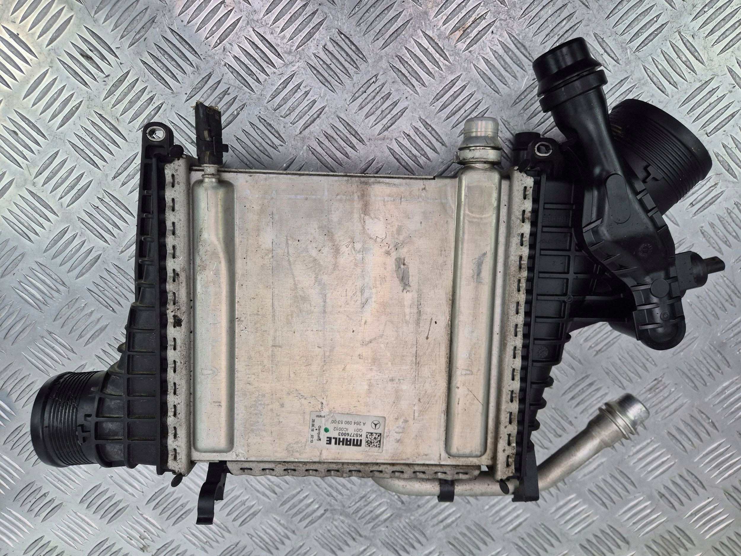Mercedes C300 W205 2.0 Intercooler A2640905300 M264.920