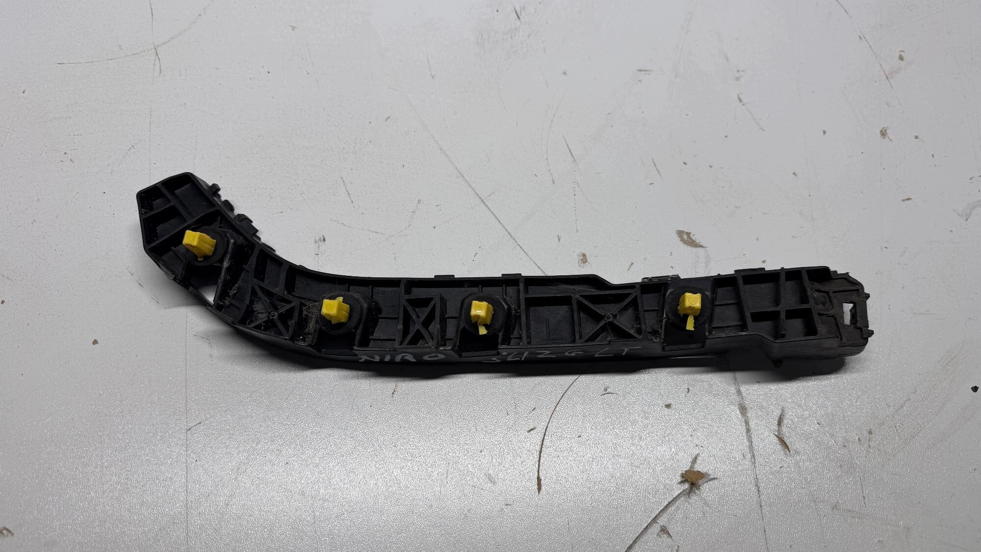 KIA NIRO bumper bracket holder left left rear part rear 19-22