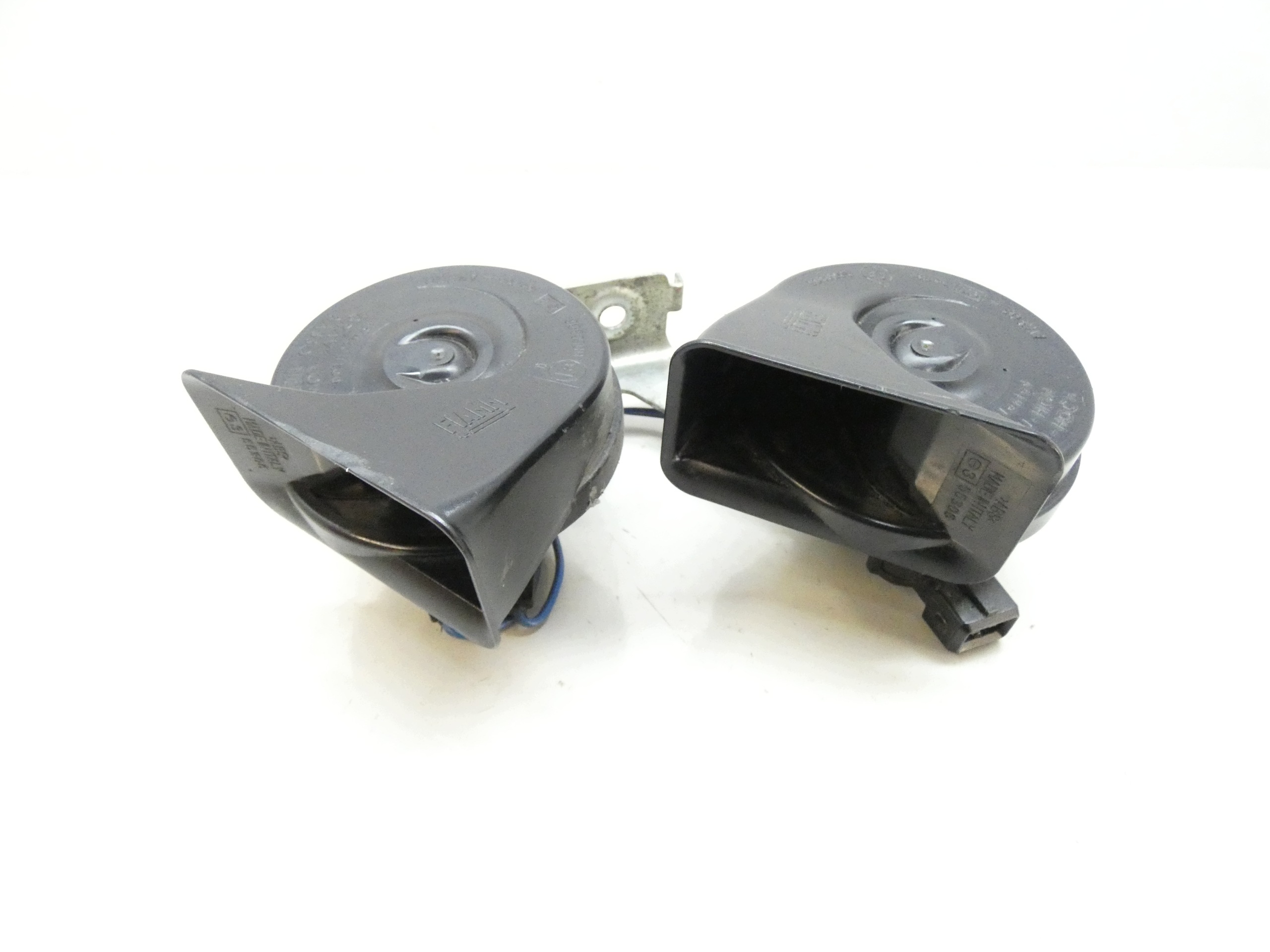 KLAKSON SYGNAL ton ALFA ROMEO 159 05-11 KOMPLET 2SZT