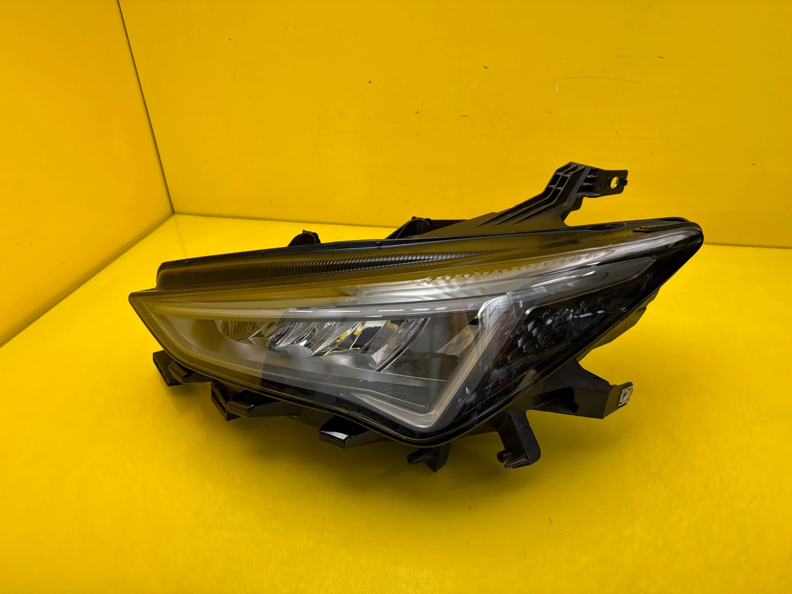 light left Cupra Born 10F Full Led 2021- 10F941007K