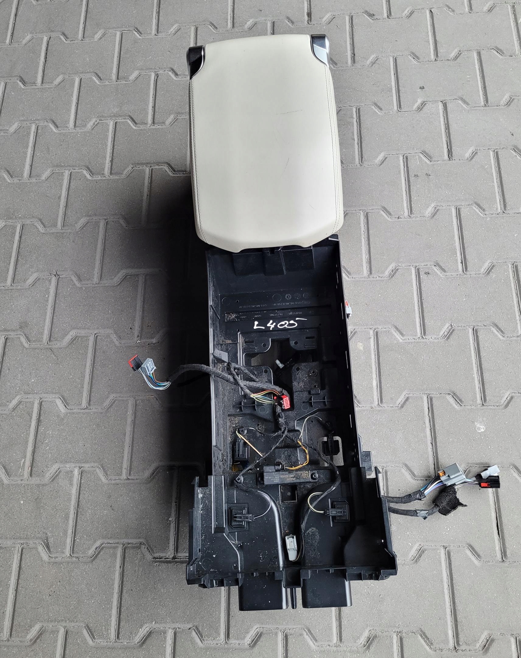 armrest tunnel central LODOWKA RANGE ROVER VOGUE L405