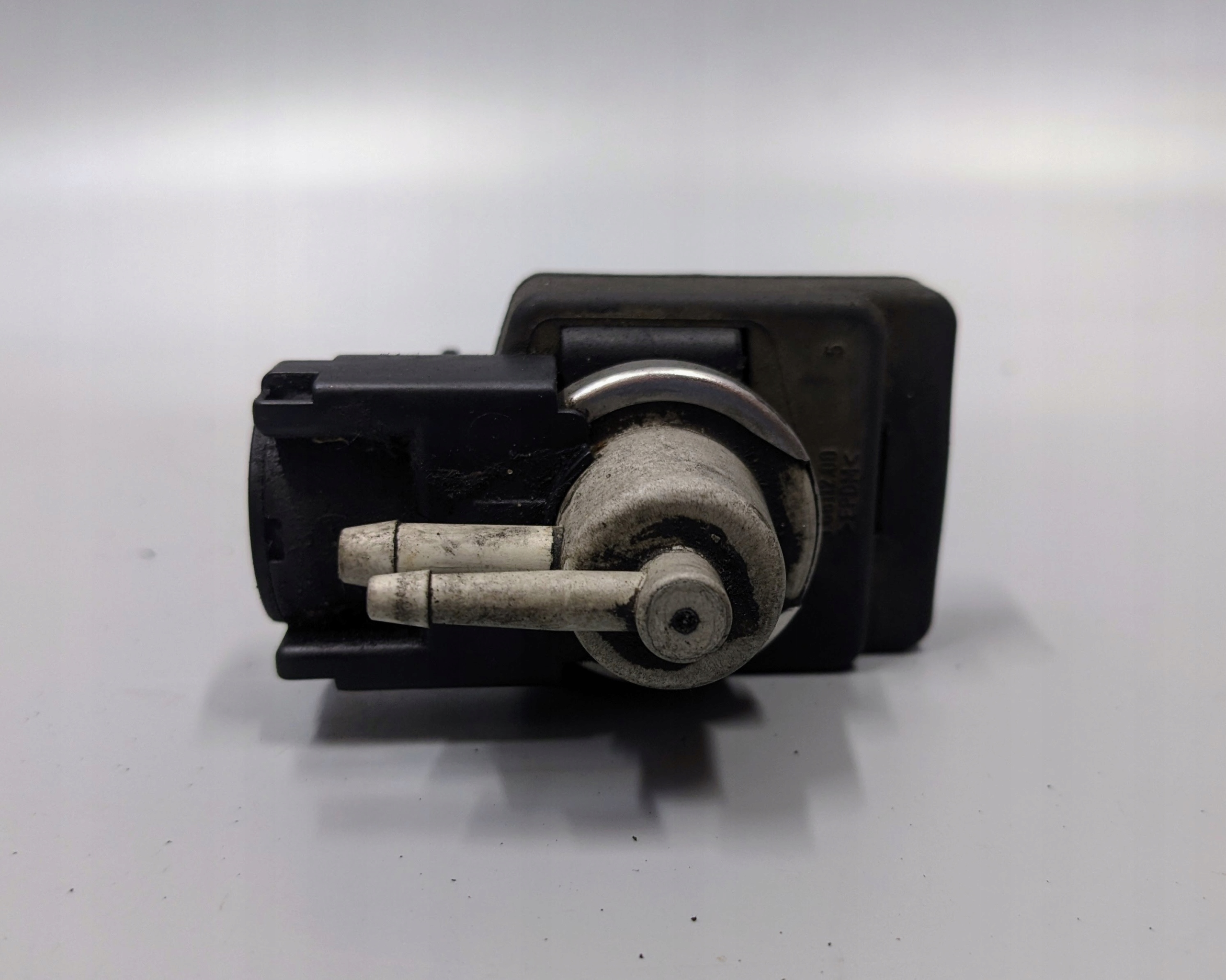 renault SCENIC II - GRAND клапан давления