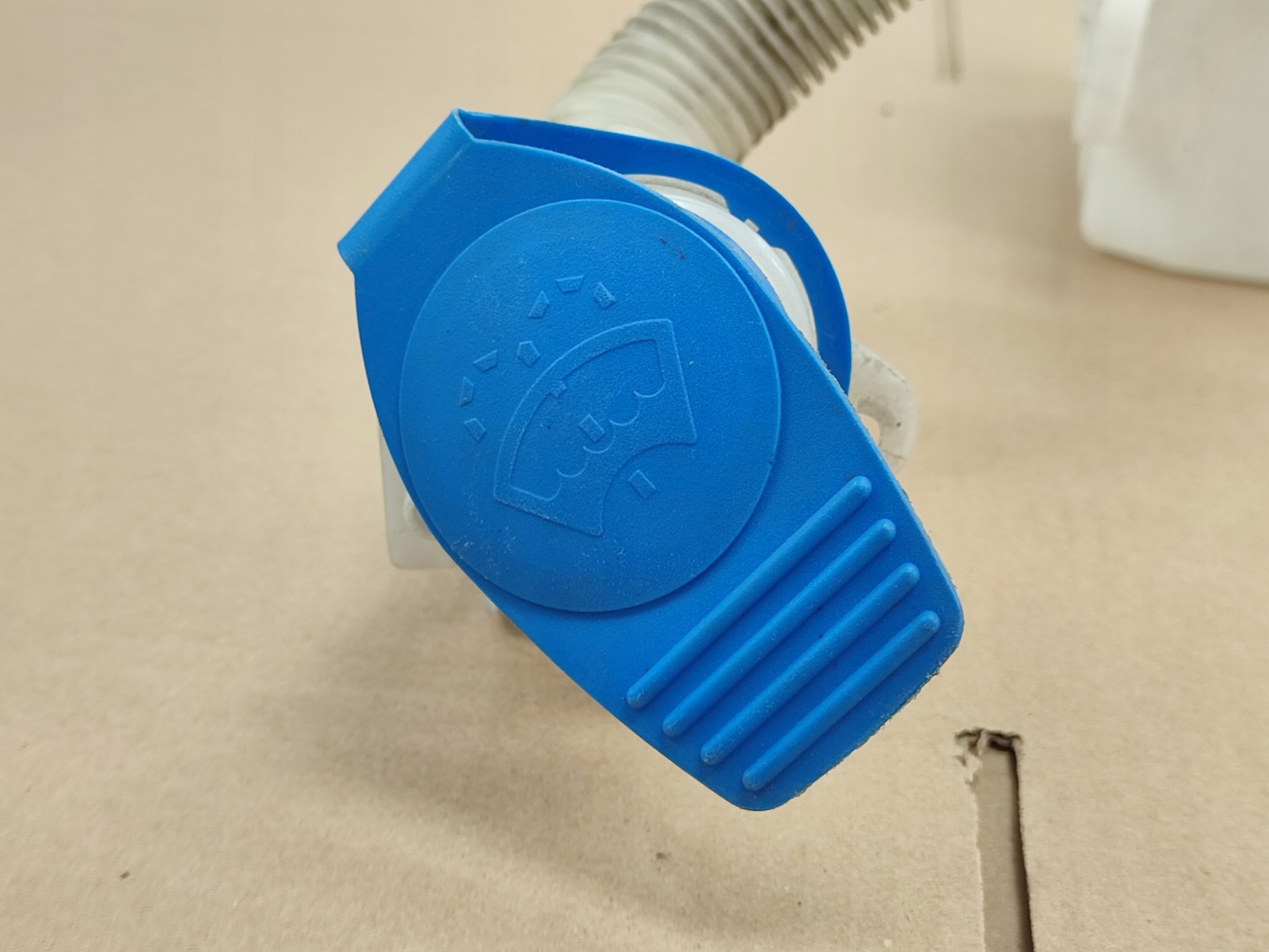 Behälter der Spritzdüse XENON Sensor SKODA OCATVIA III 2012- 5U0955449Q