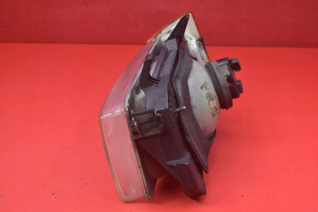 REFLEKTOR right light front EU VW TRANSPORTER T4 90-03