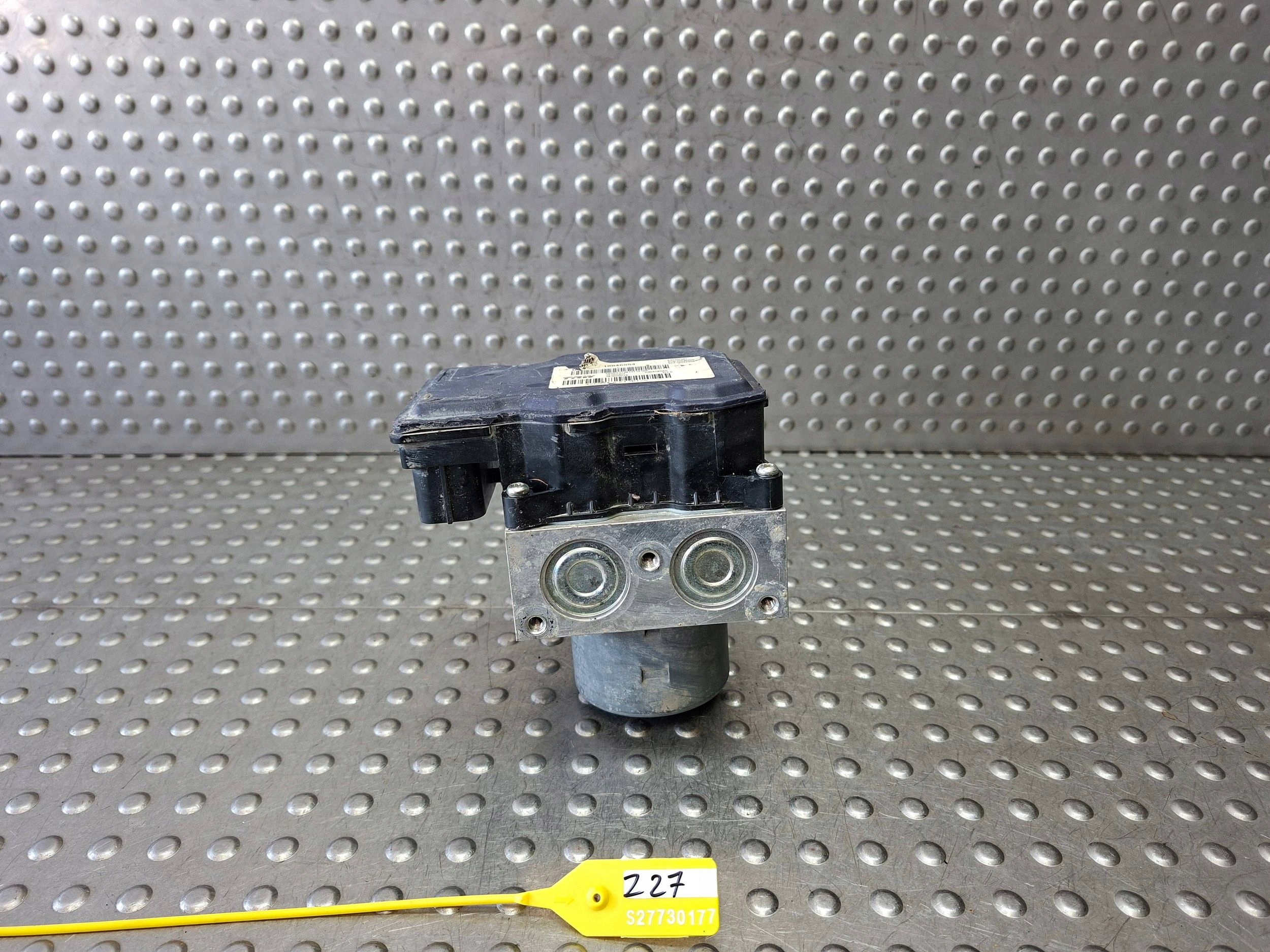 pump control unit ABS MG MG4 EV 22- 10046554 54085858G