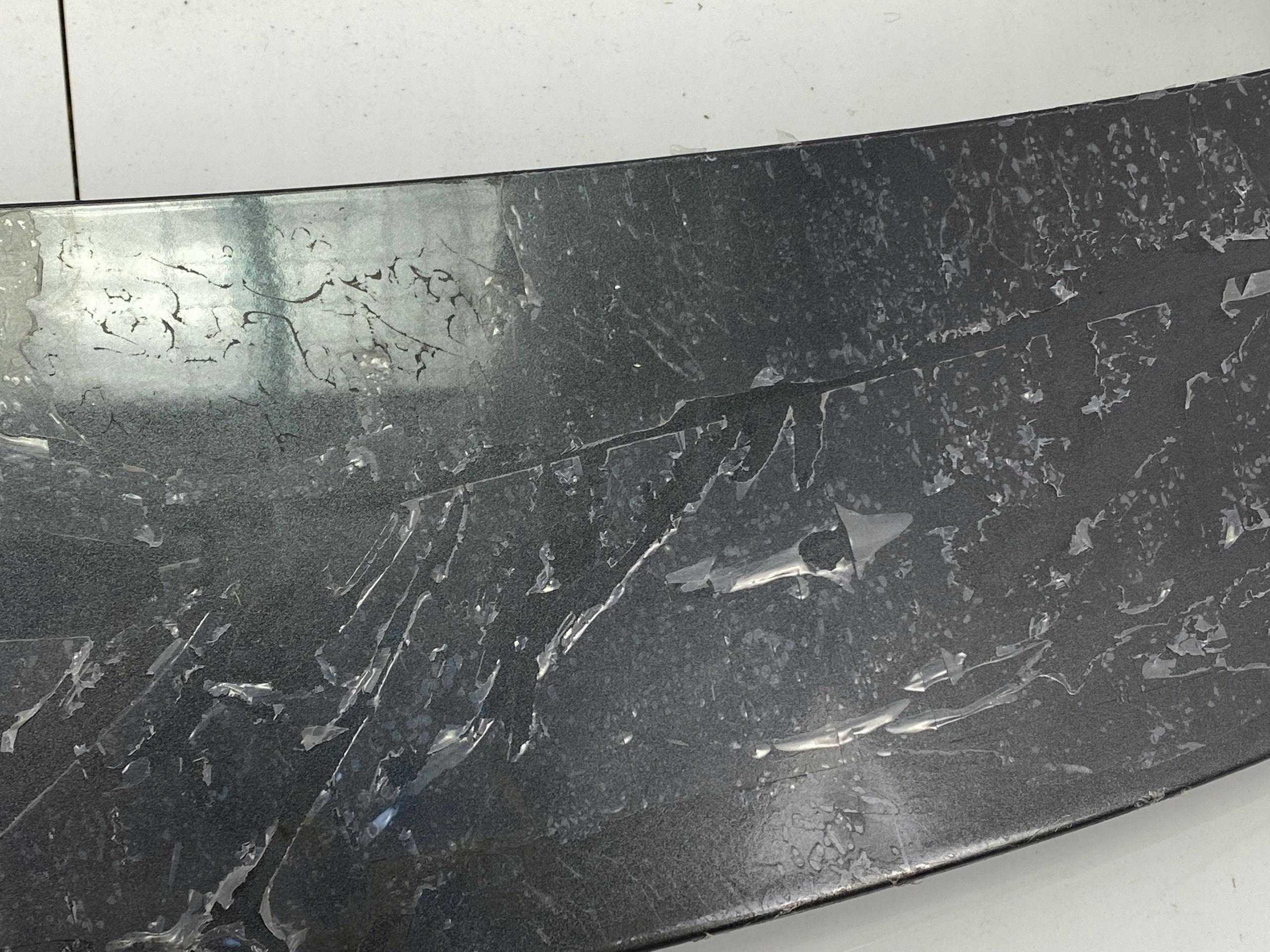 Spoiler lotka bonnet Ford Kuga MK3 20+ Escape