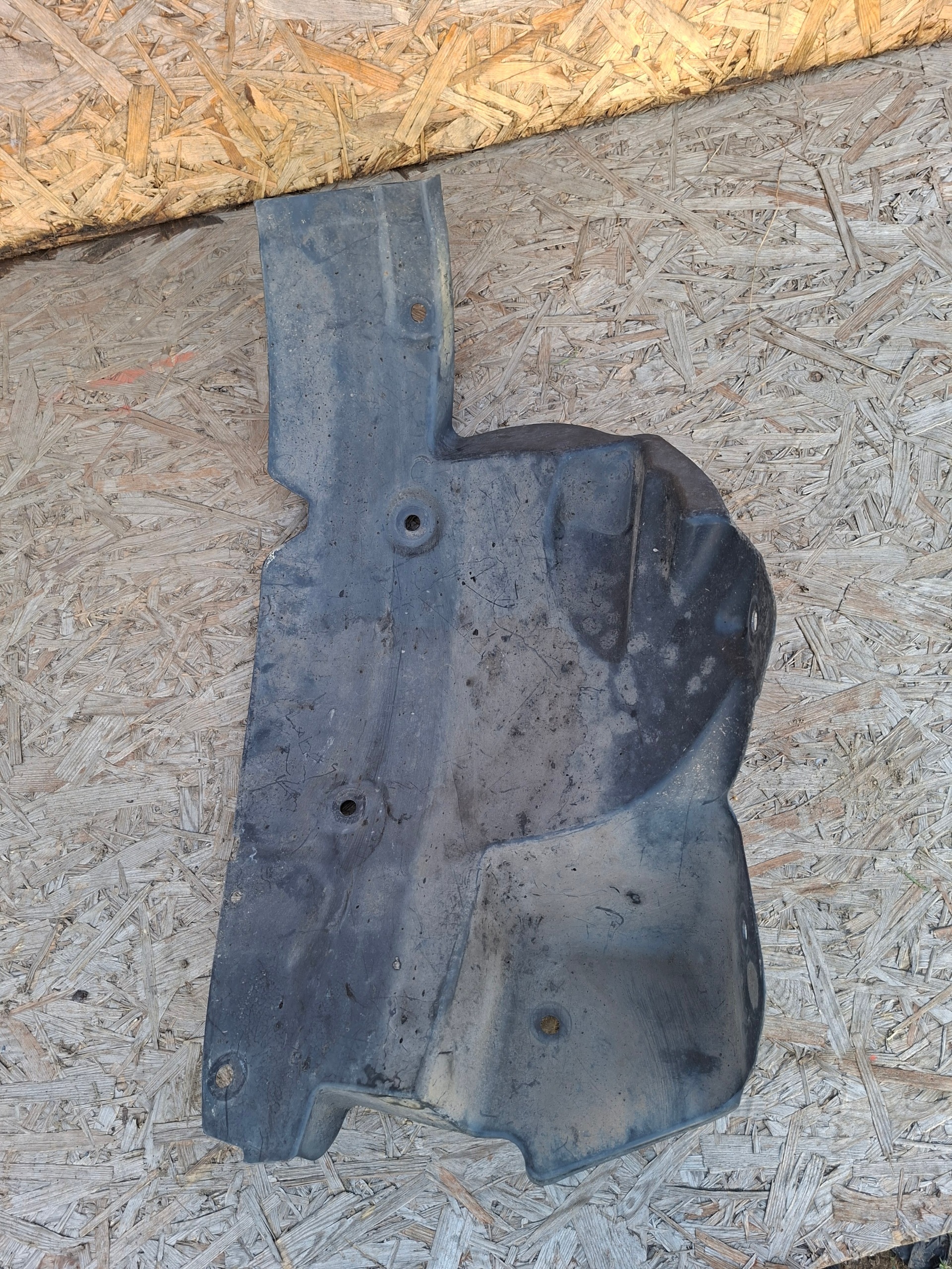 mudguard front front right RENAULT MASTER III 638320007R