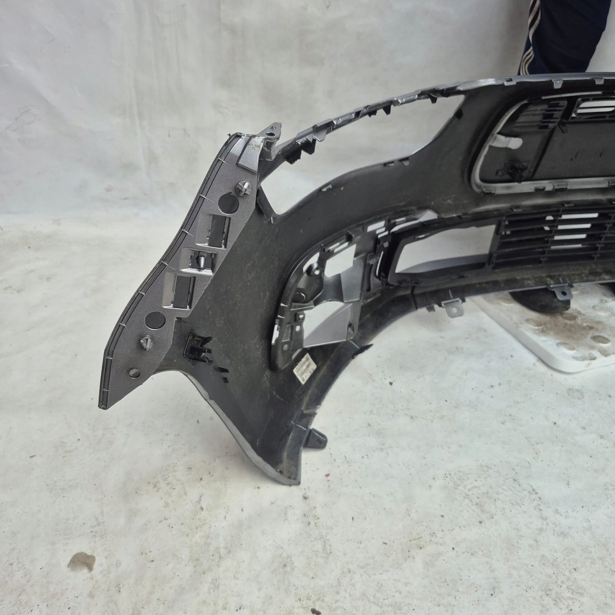 CITROEN C4 PICASSO II LIFT 16-20 bumper front front PDC AA37702777