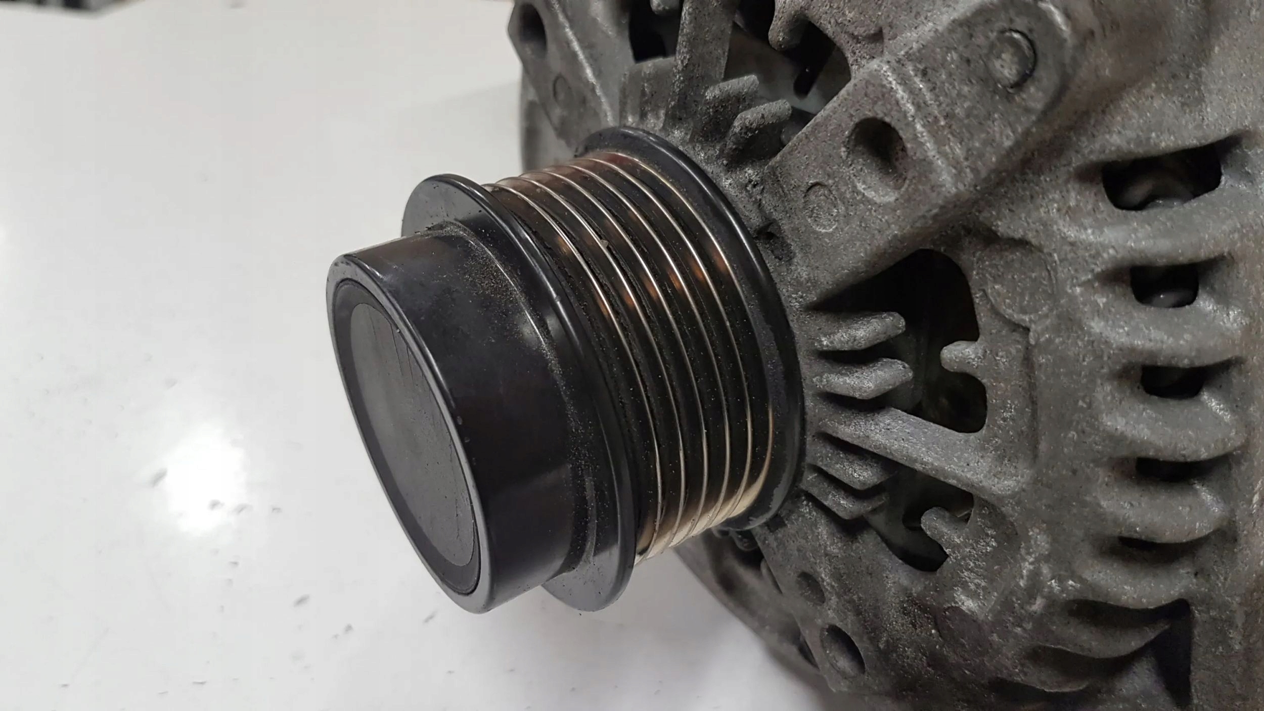 2011 Jaguar XF X250 alternator 8X2310300CC