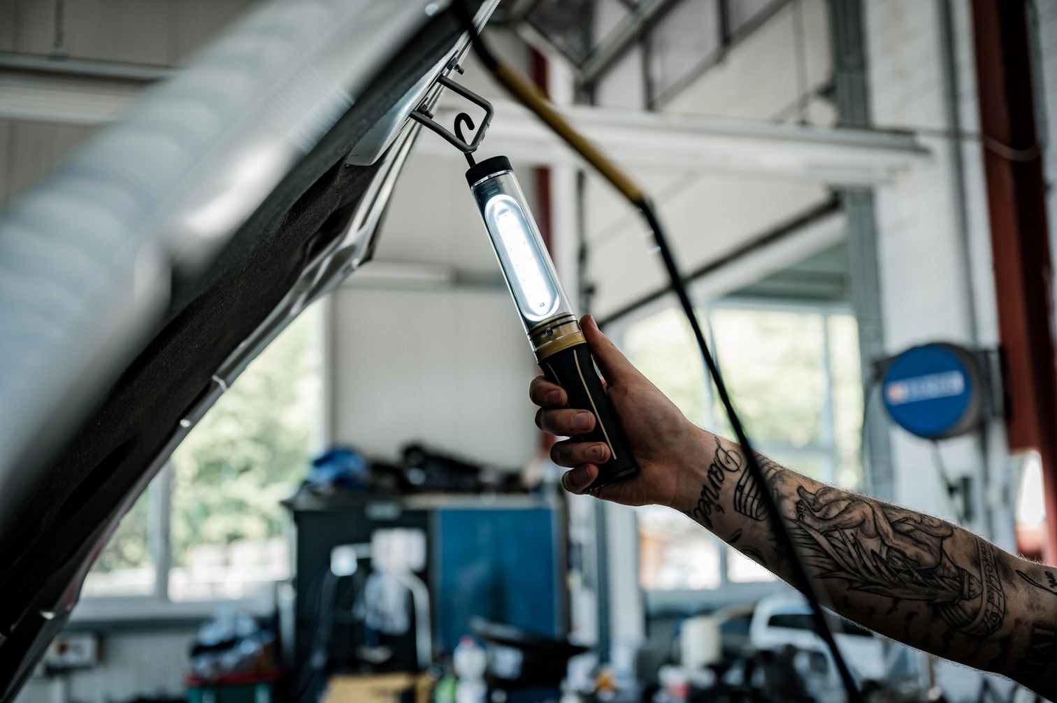 BRENNENSTUHL LATARKA LAMPA LED WARSZTATOWA AKUMULATOR MAGNES HAK USB 3TRYBY Model 1175580