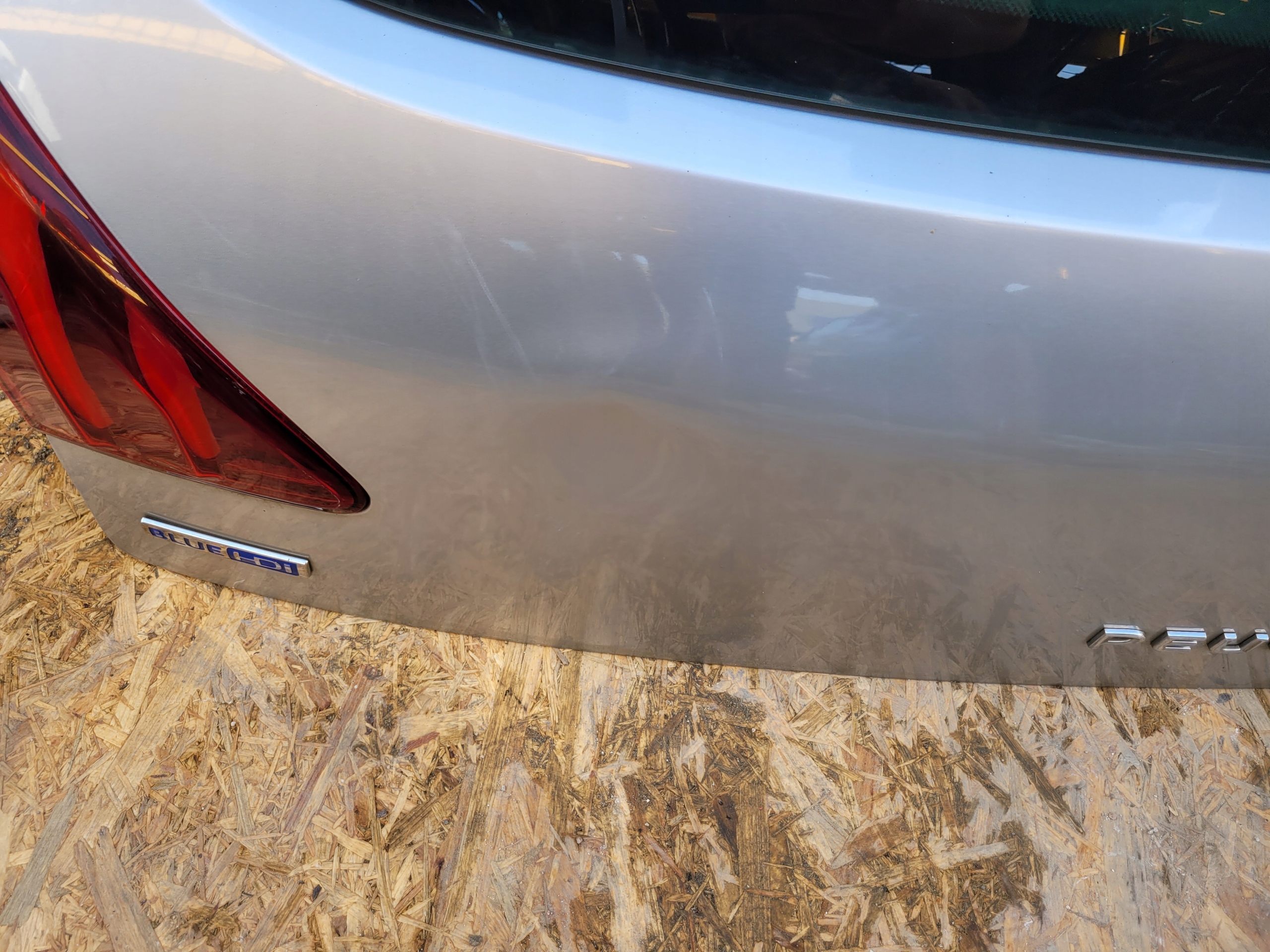 trunk door boot PEUGEOT 3008 and LIFT