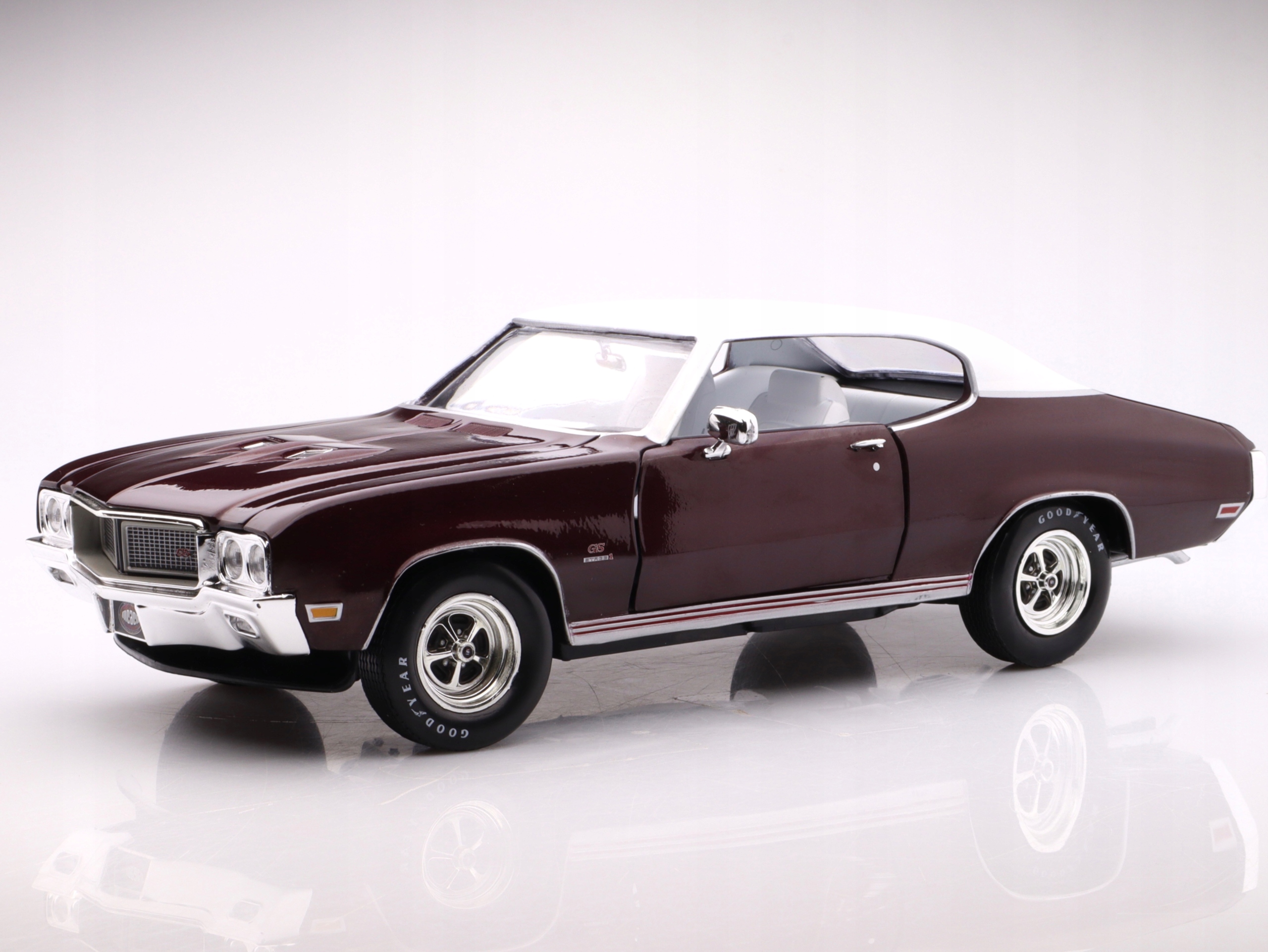 Model auta Buick Gs Stage 1 Hardtop 1970 ERTL/Auto World 1:18