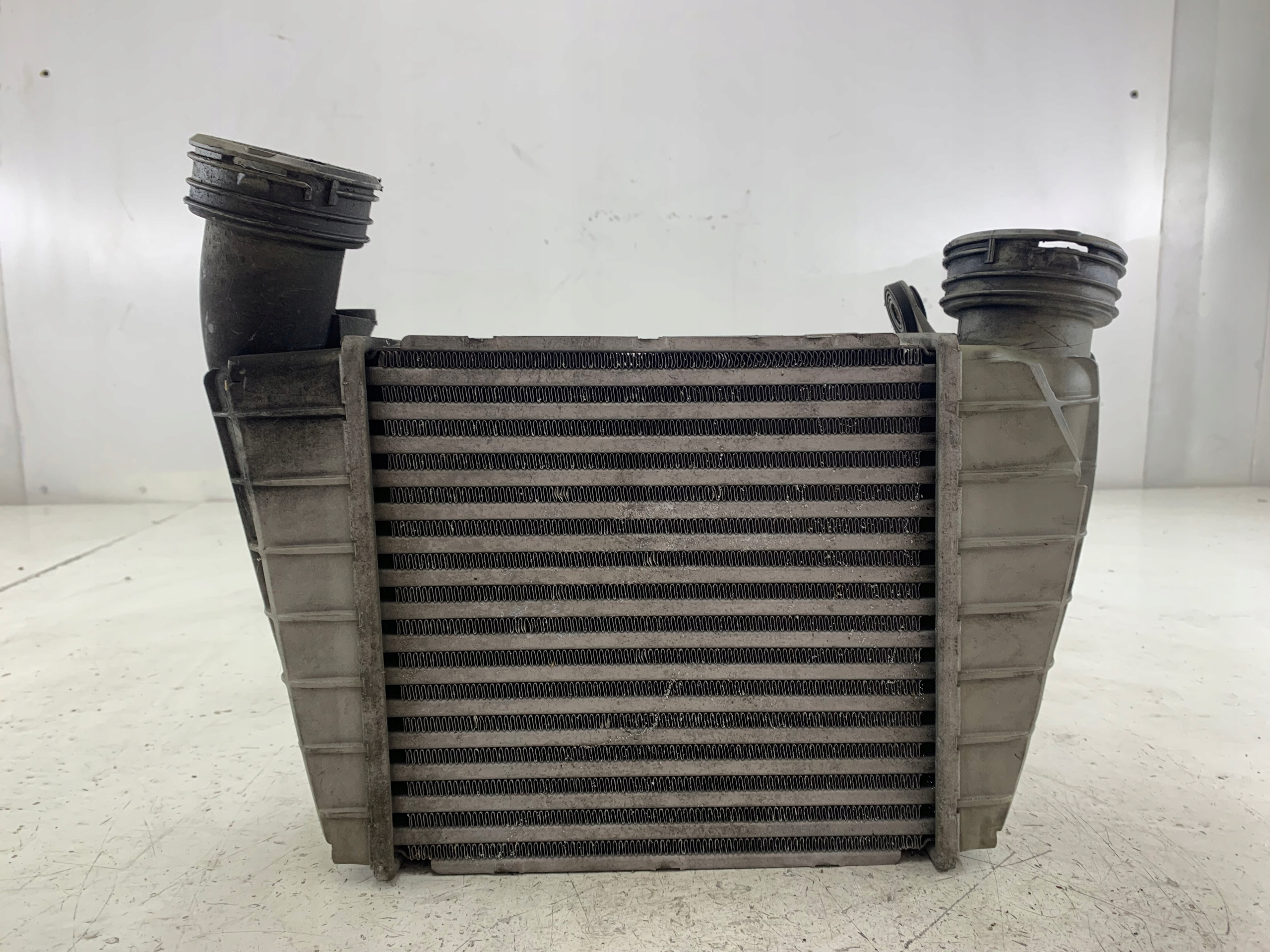 VW PHAETON e 3.0 TDI Radiatore / Raffreddatore radiatore intercooler 3D0145788