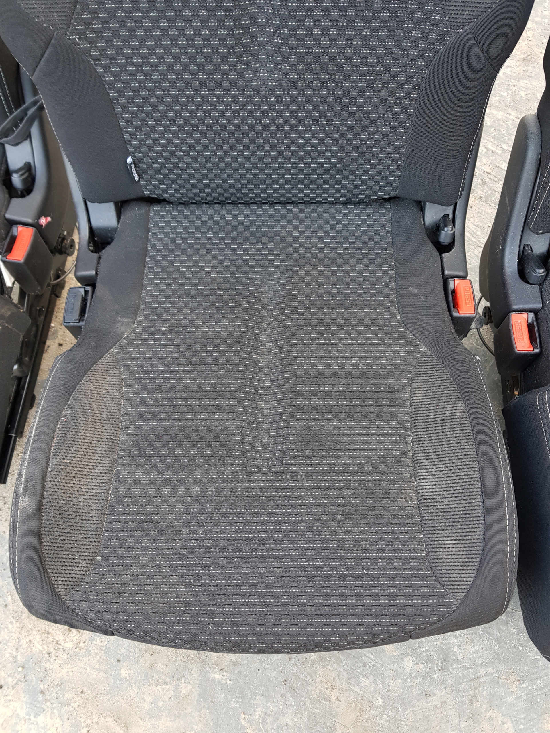 CITROEN C4 PICASSO sitz mitte rechts heck 2 reihe