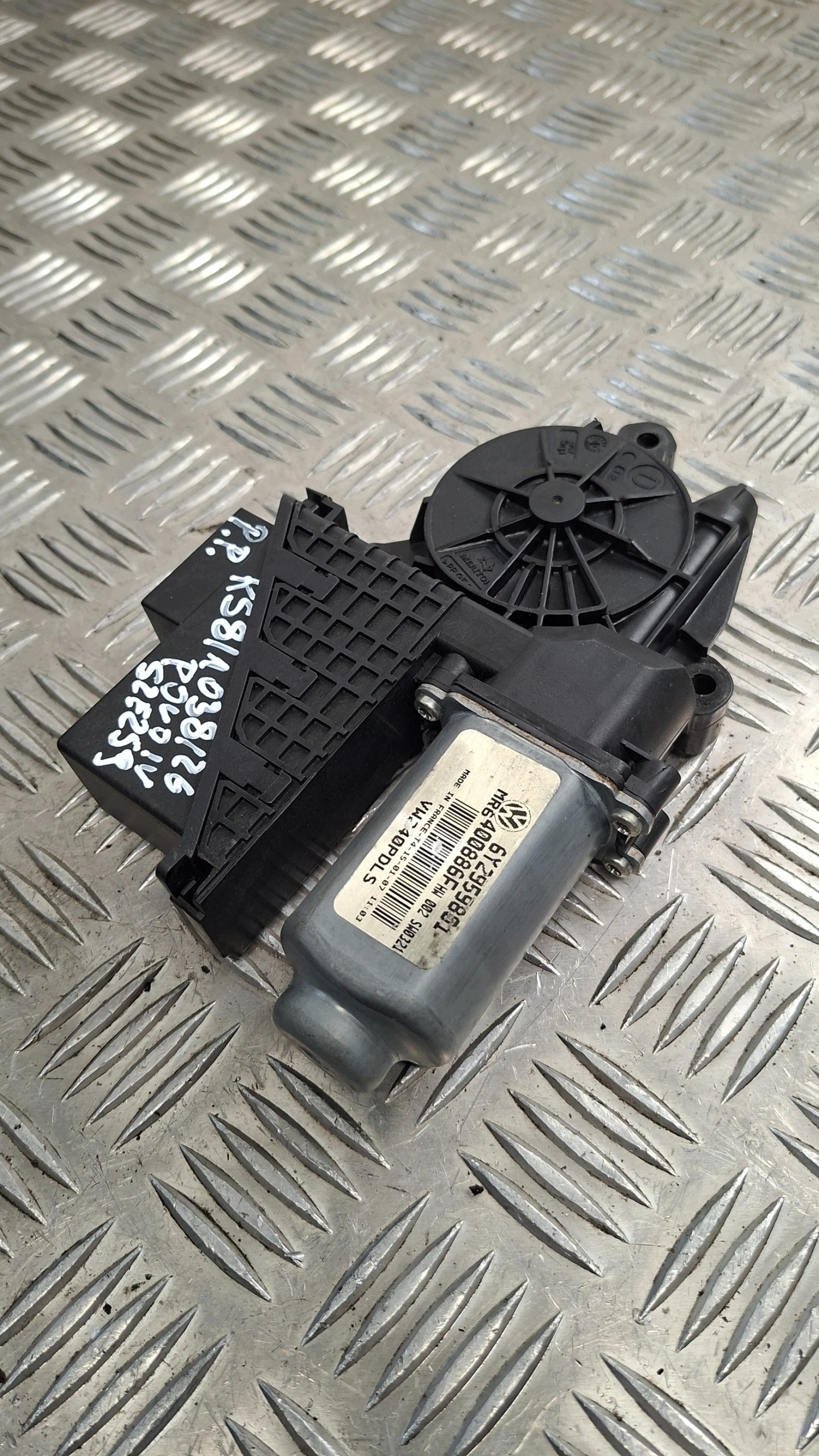 mini motor windows right front VW POLO IV