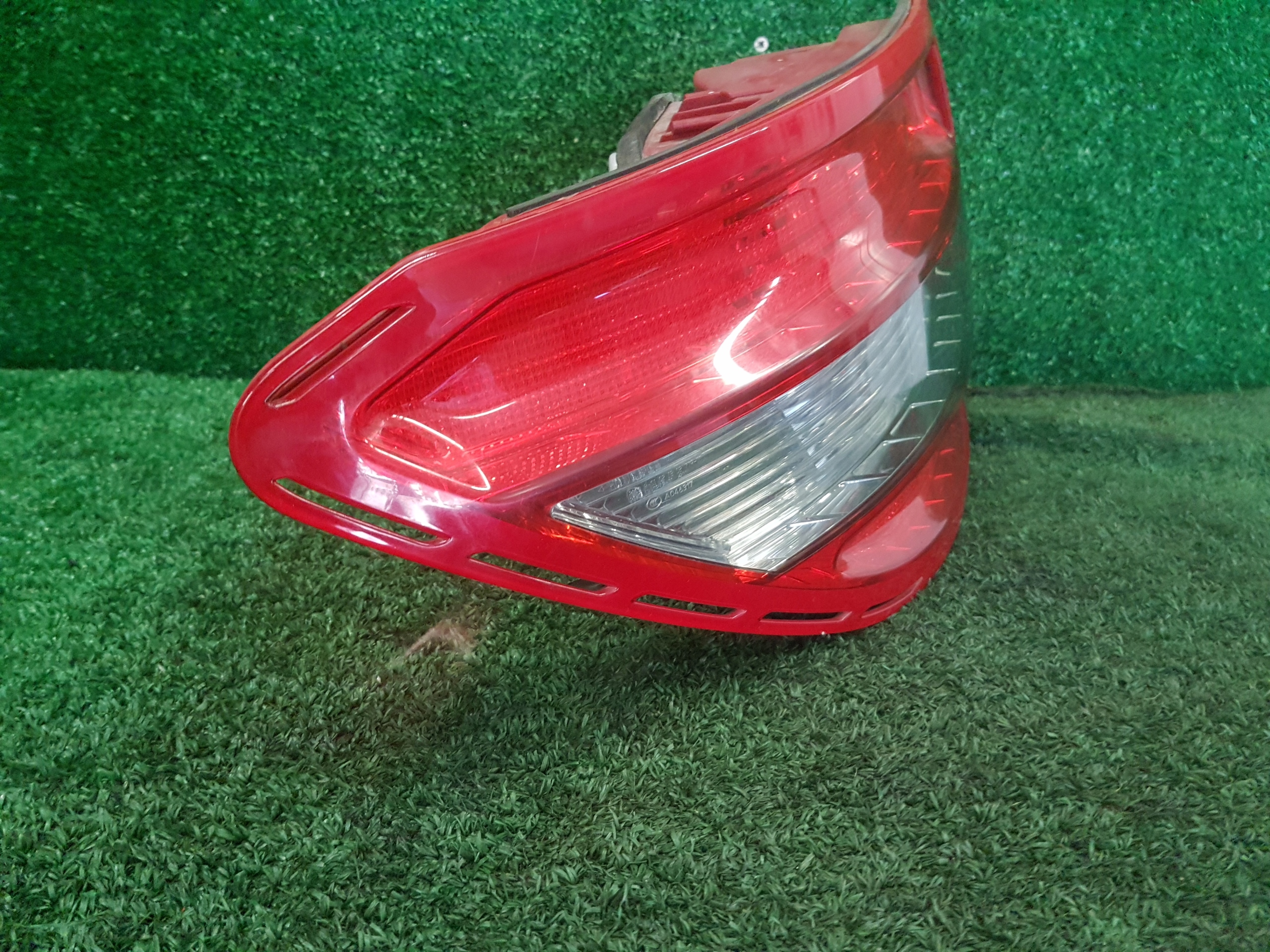 light left rear MERCEDES W204 2048202964L