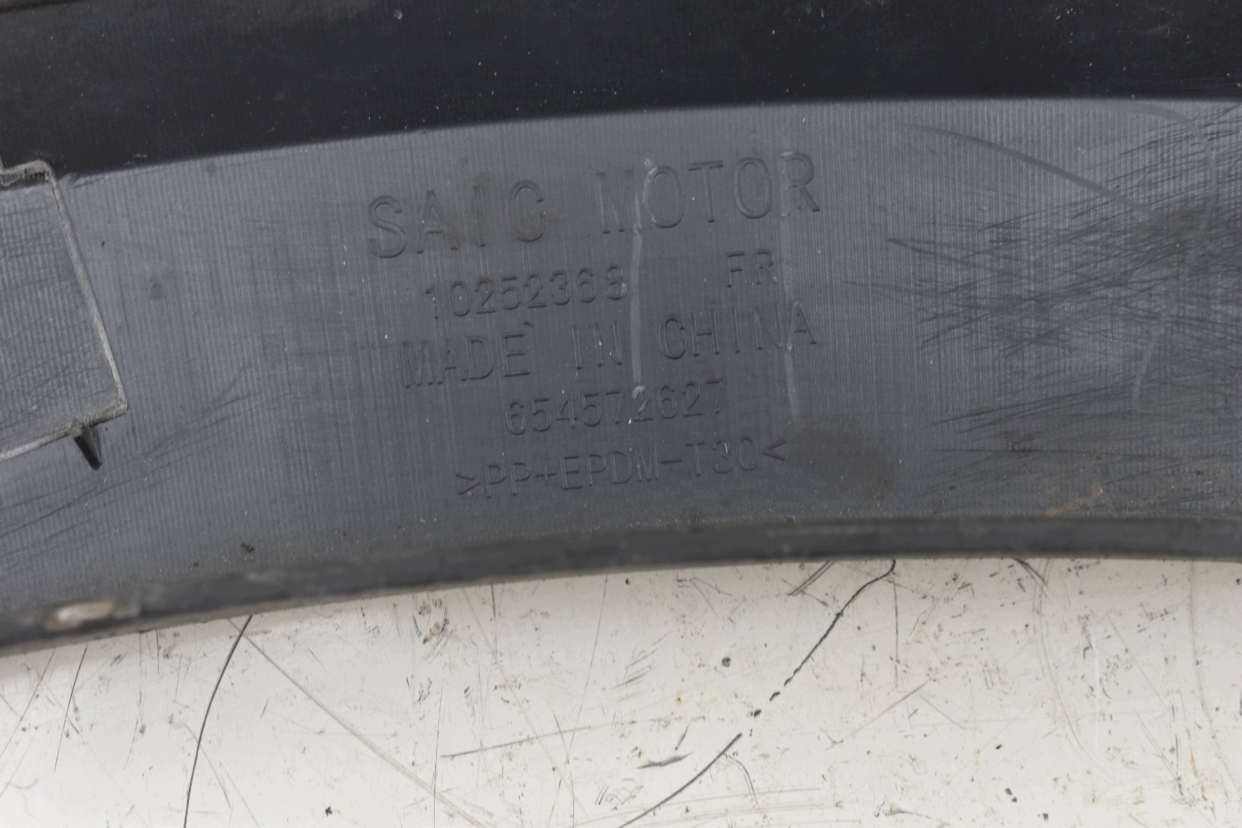 modanatura Copertura parafango Destra Anteriore MG ZS e 10252368