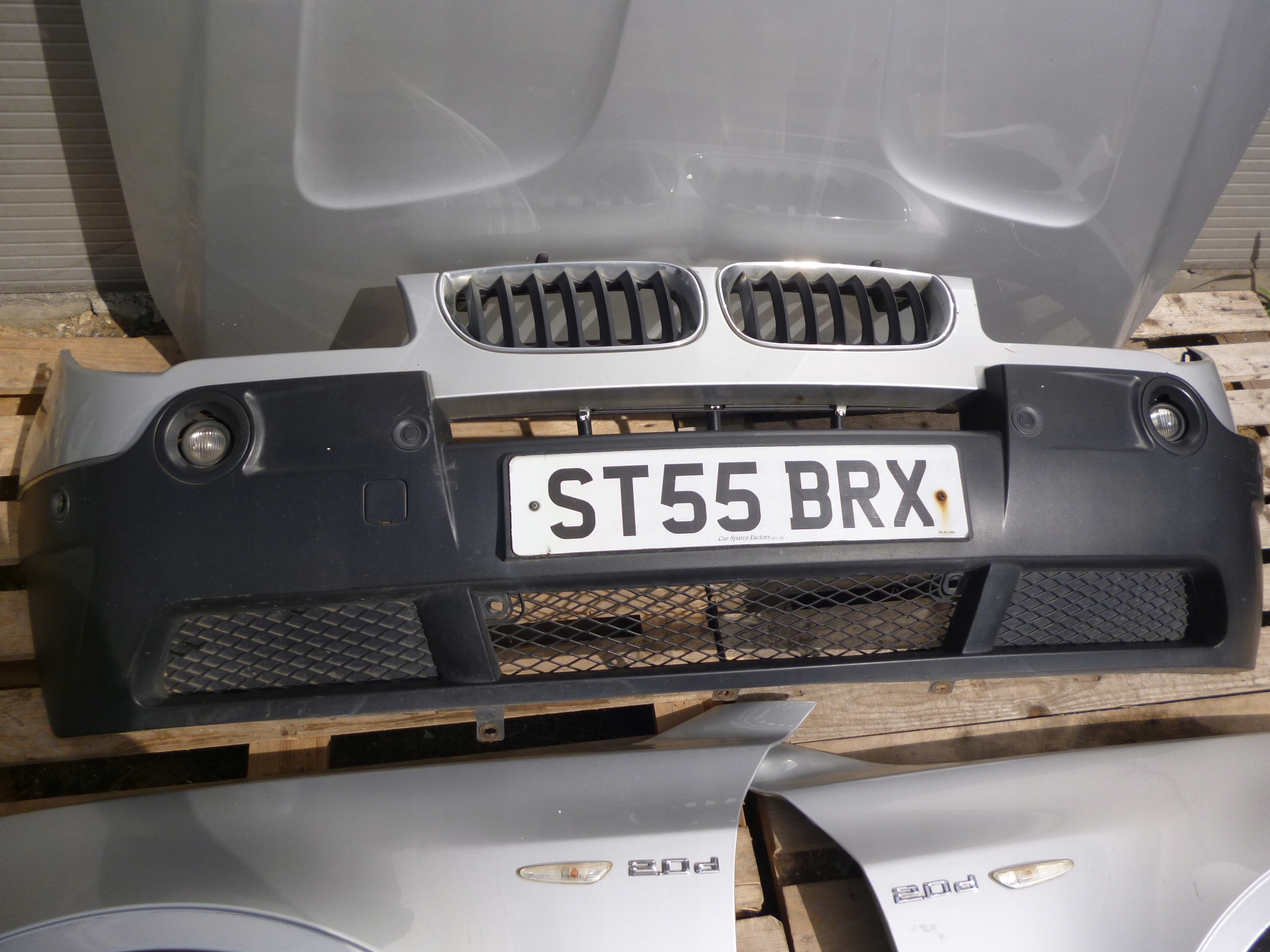 BMW X3 E83 Avant Complet Pare choc Capot Aile SREBRNY