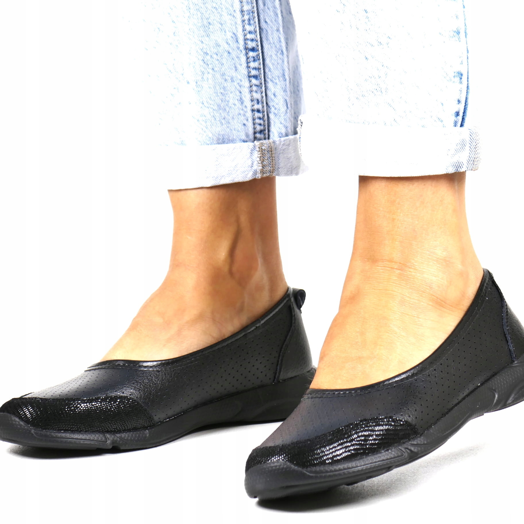 Černé Lehké Dámské Polobotky Z Kůže, Děrované, New 37