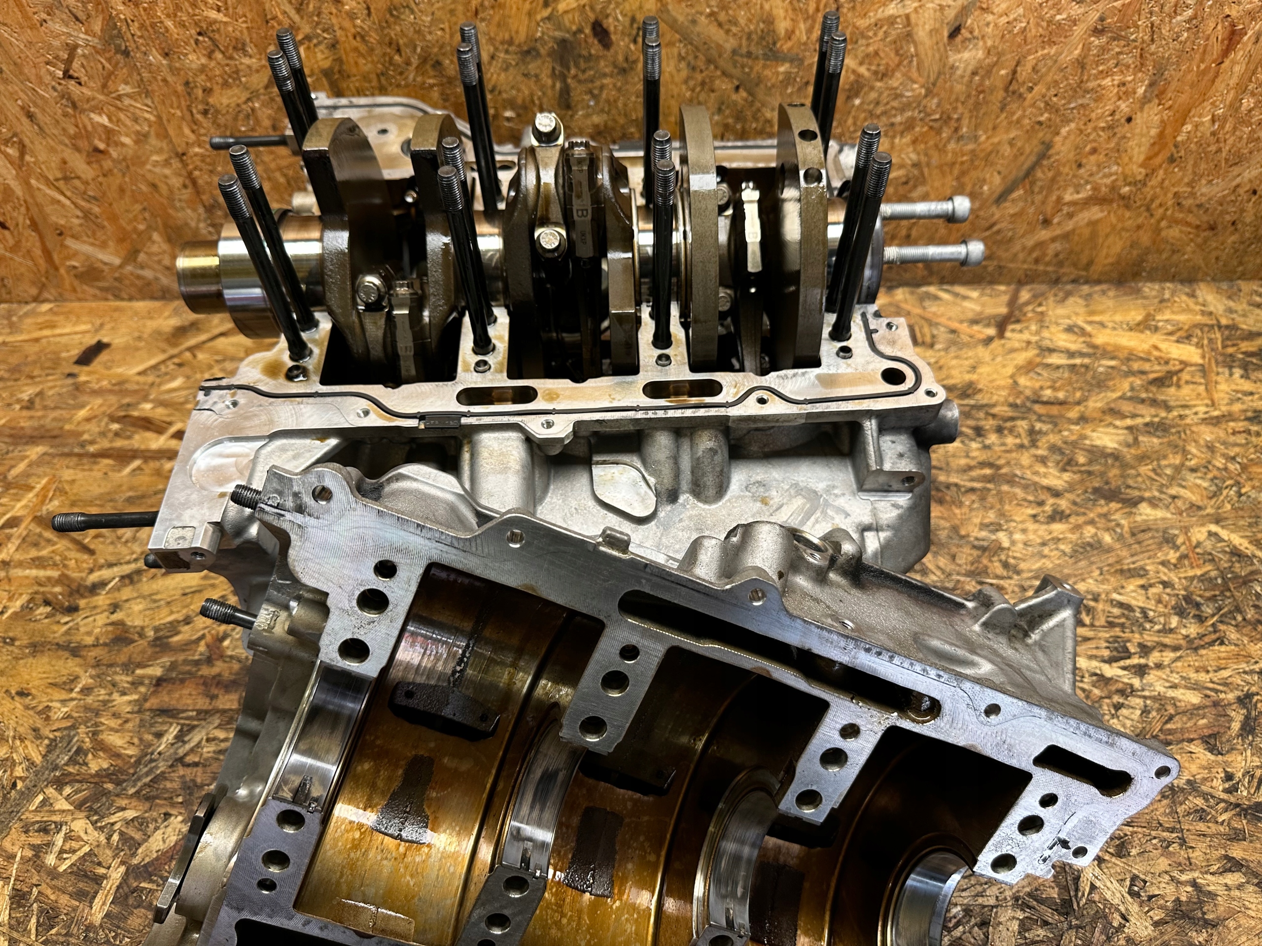 блок Двигателя вал ПОРШЕНЬ Alfa GIULIA 2.9