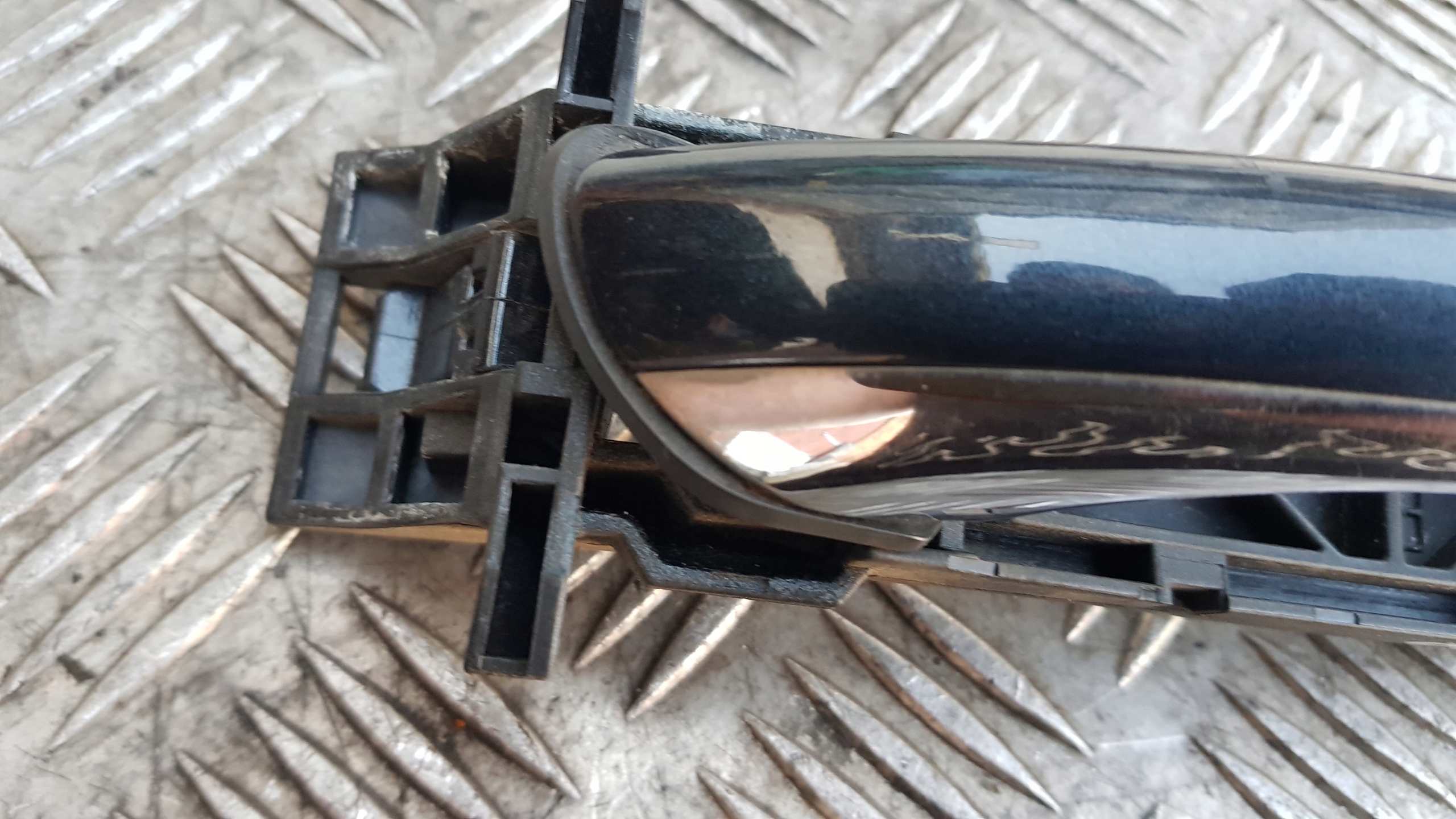 MERCEDES W220 Poignée Droite Avant 197