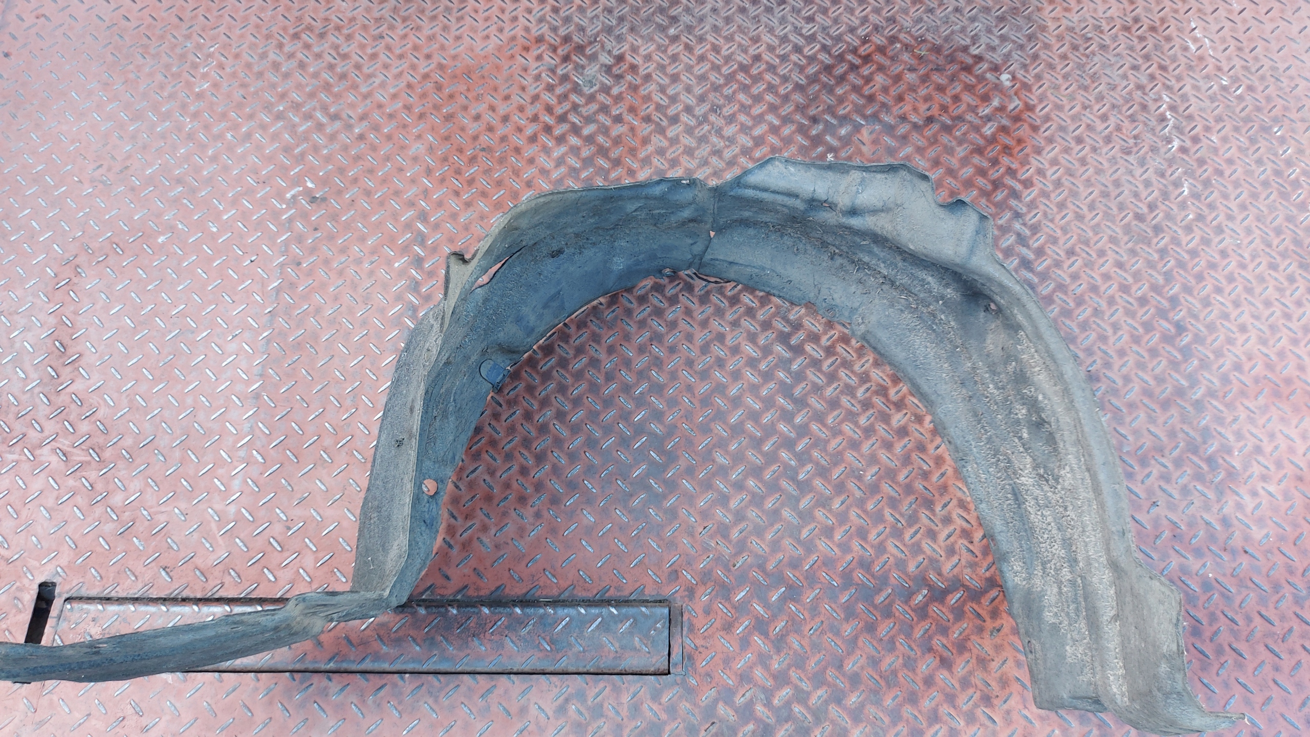 mudguard right front TOYOTA COROLLA E21 19- KOMBI