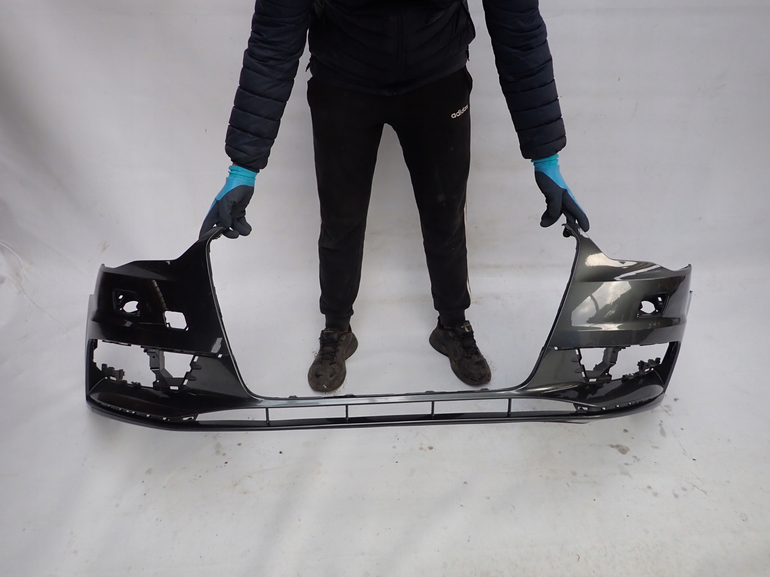 AUDI A3 8V 8V5 sedan 12- bumper front front SPR 8V5807437