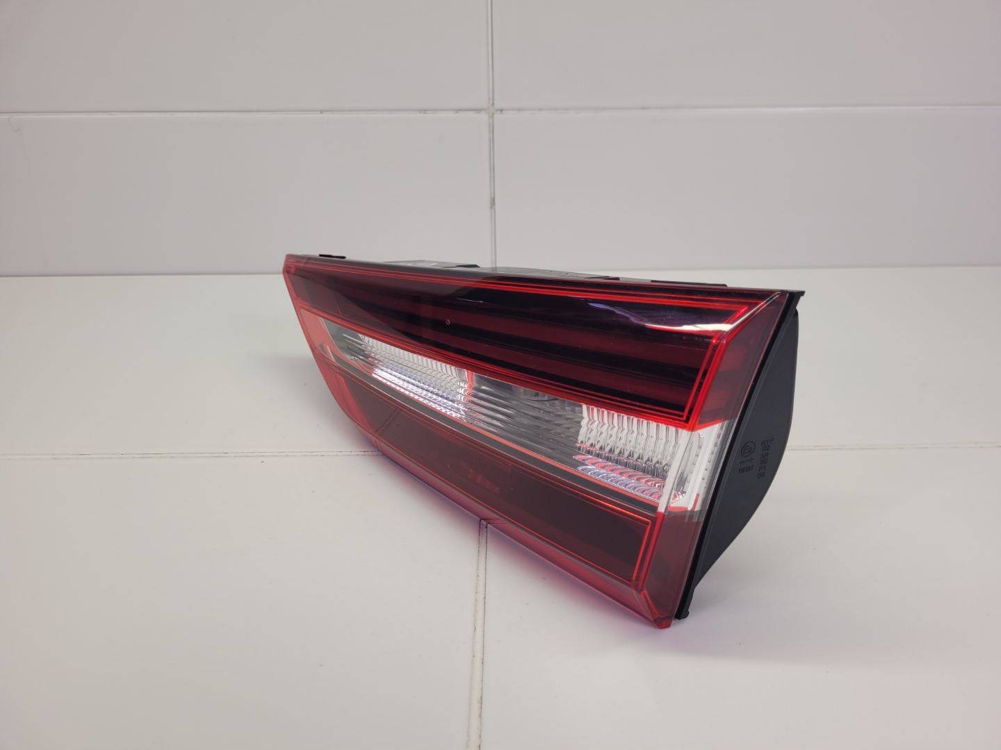 light rear right side Opel Grandland X 2019 YP00016480