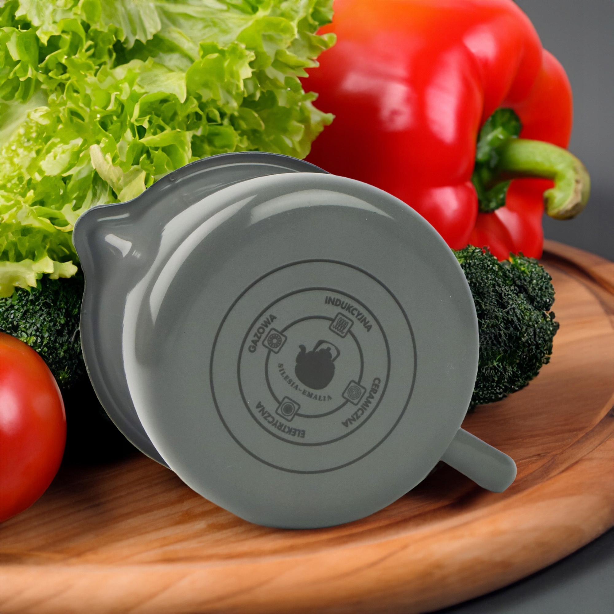 EMALIOWANY KUBEK Z WYLEWKĄ DZBANUSZEK NA KUCHENKĘ Z DZIÓBKIEM 1,7L SZARY